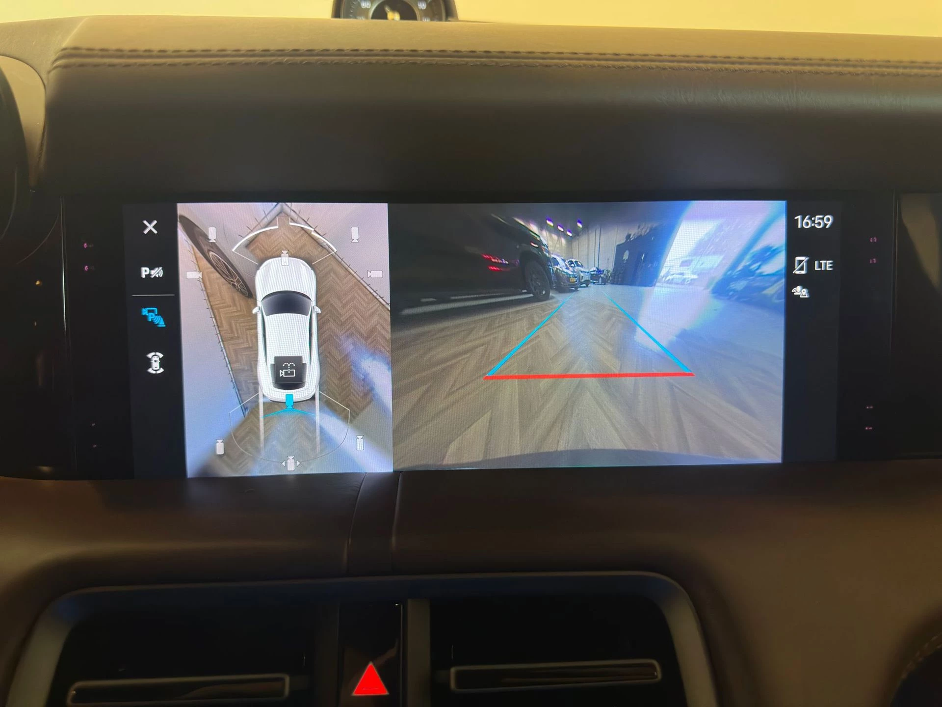 Hoofdafbeelding Porsche Taycan