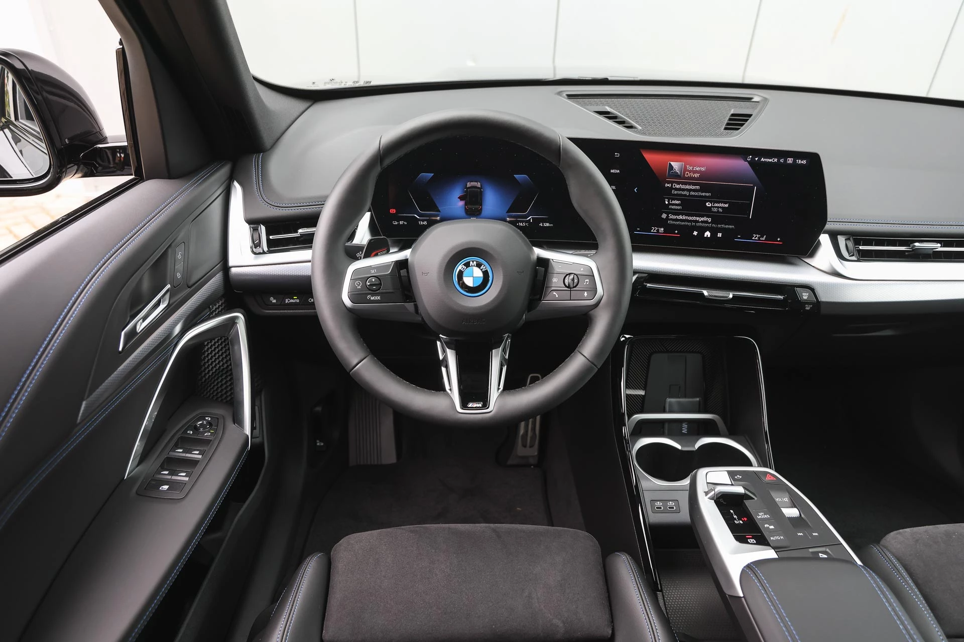 Hoofdafbeelding BMW iX1