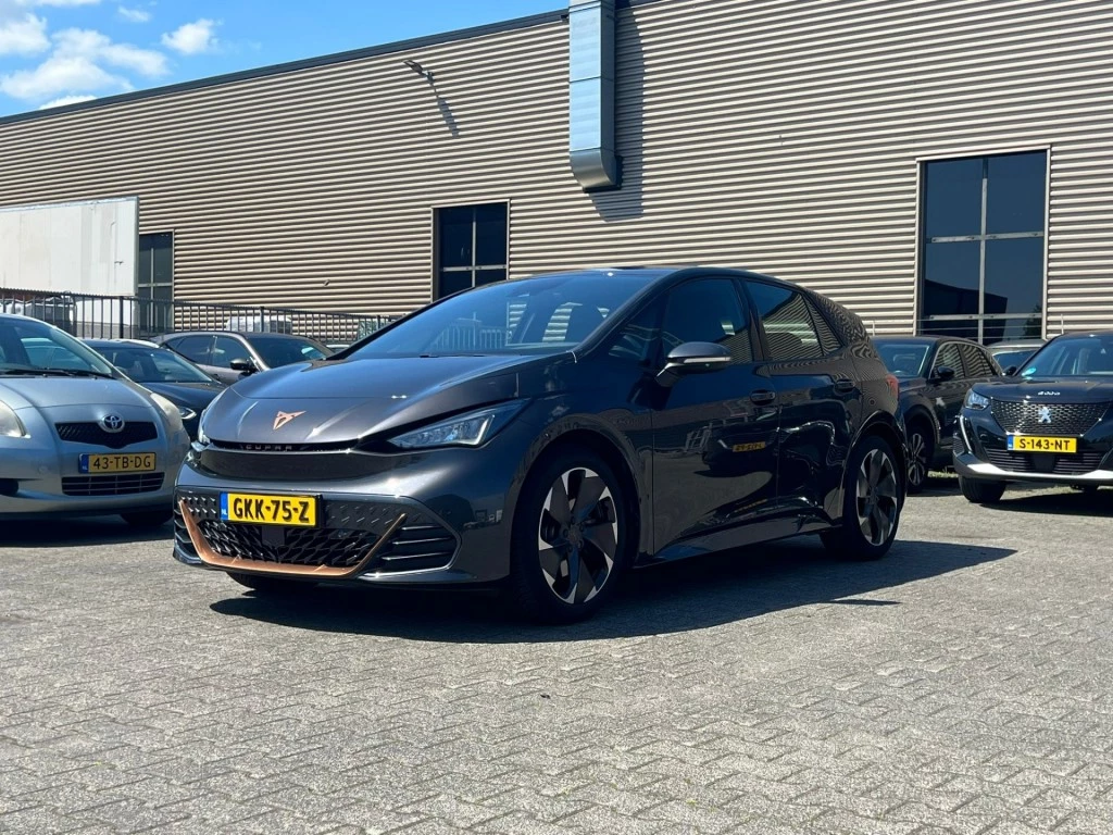 Hoofdafbeelding CUPRA Born
