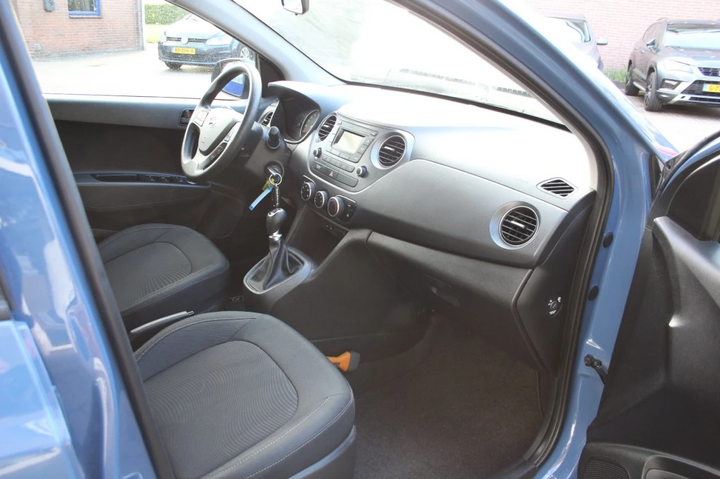 Hoofdafbeelding Hyundai i10