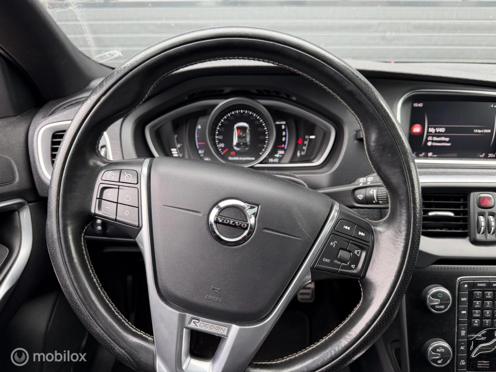 Hoofdafbeelding Volvo V40