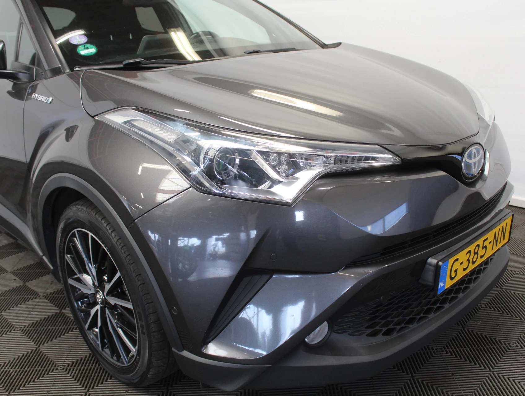 Hoofdafbeelding Toyota C-HR
