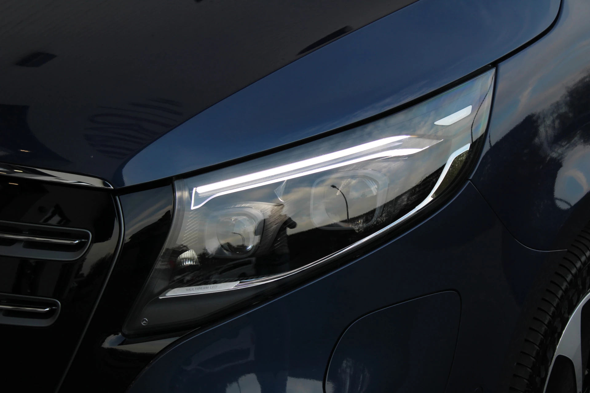 Hoofdafbeelding Mercedes-Benz EQV