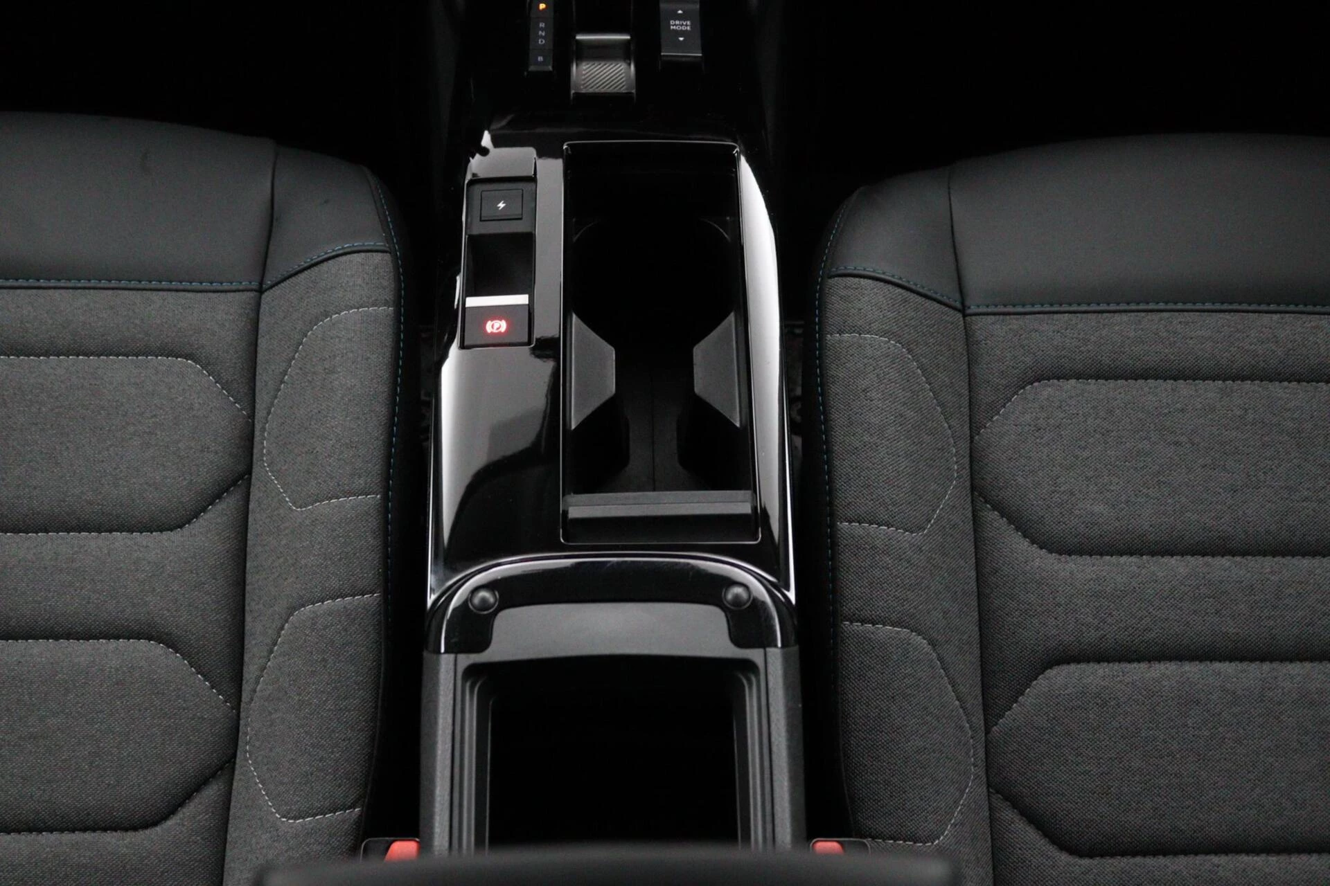 Hoofdafbeelding Citroën ë-C4