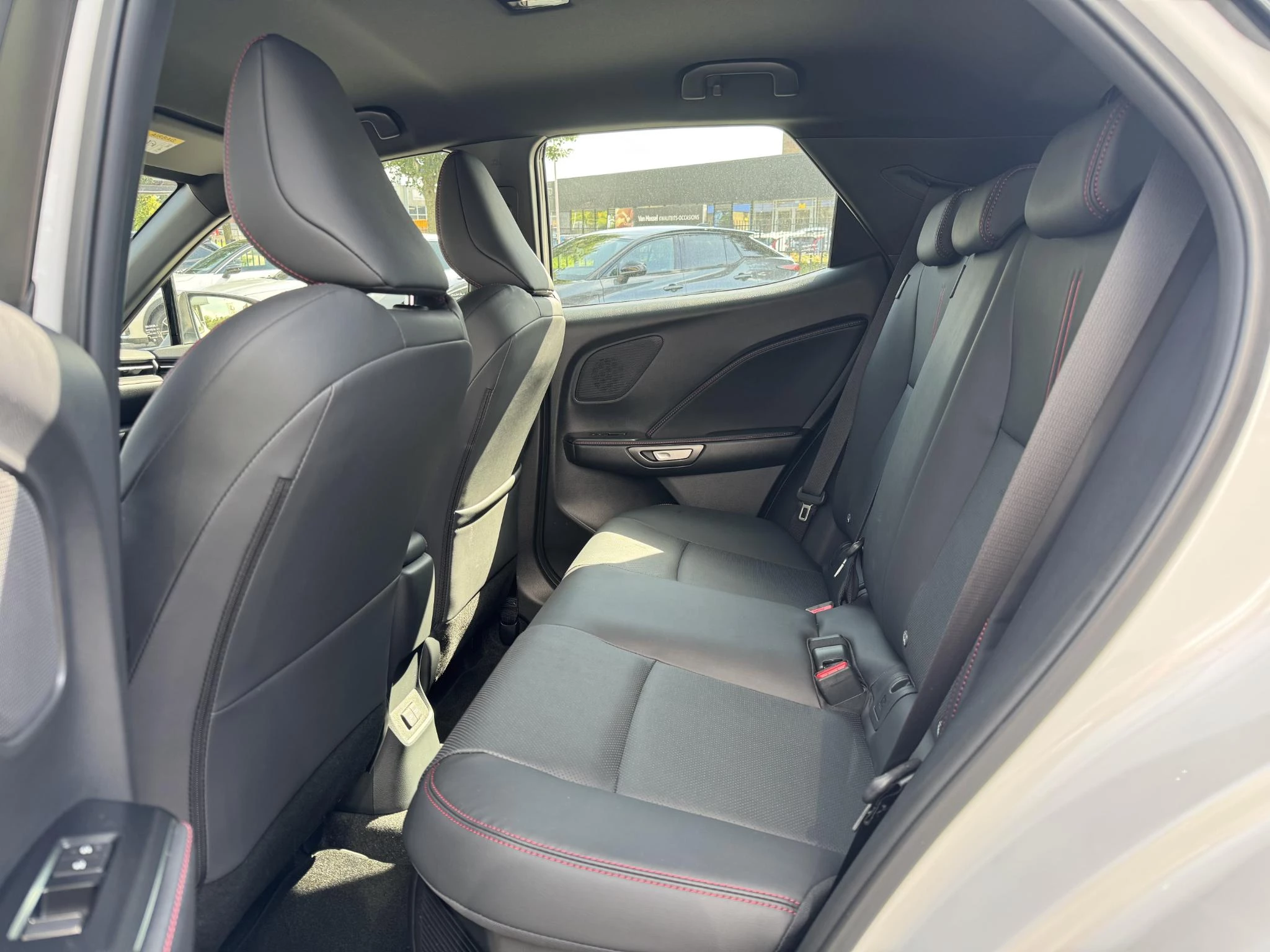 Hoofdafbeelding Lexus LBX
