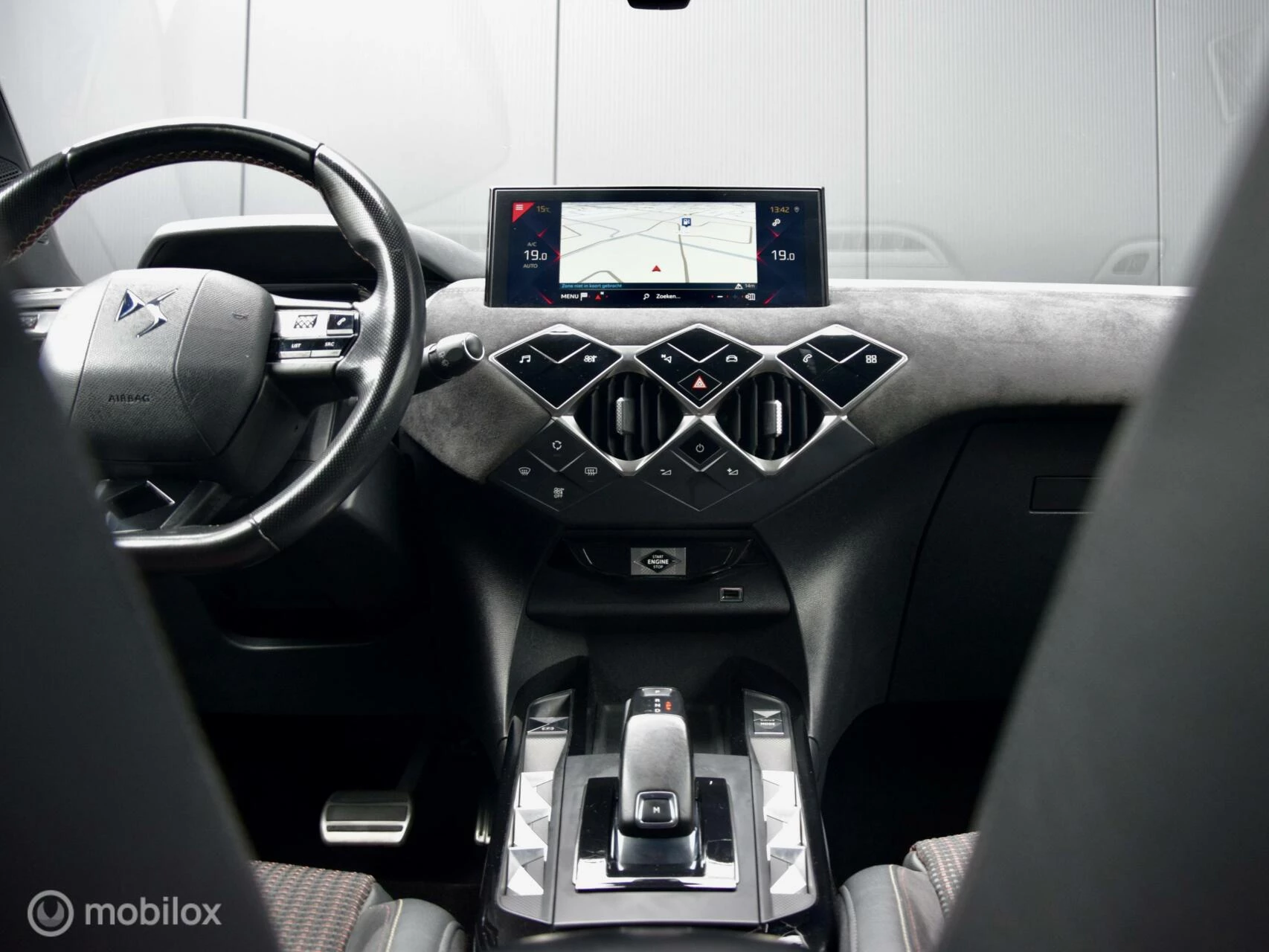 Hoofdafbeelding DS DS 3