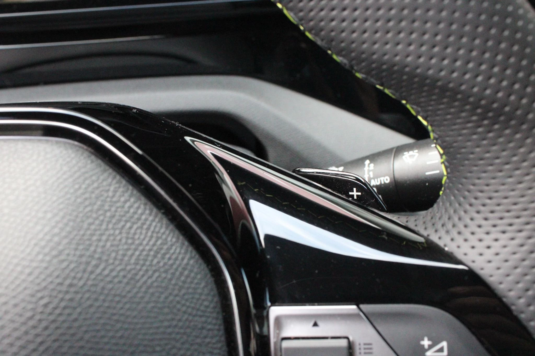 Hoofdafbeelding Peugeot 408