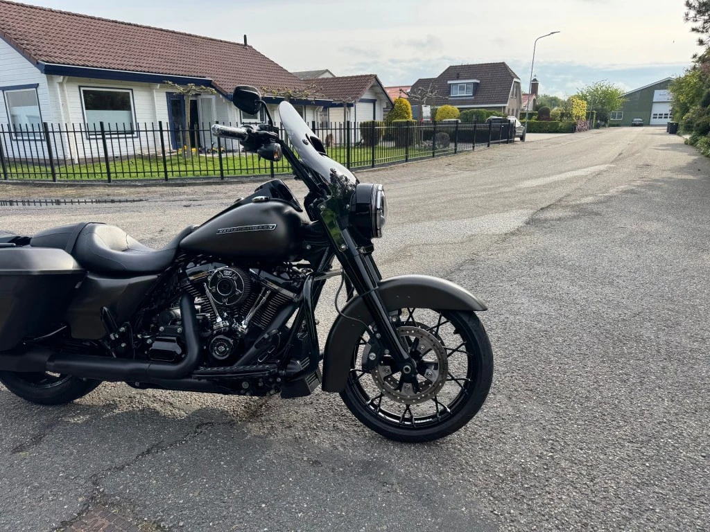 Hoofdafbeelding Harley-Davidson Road King