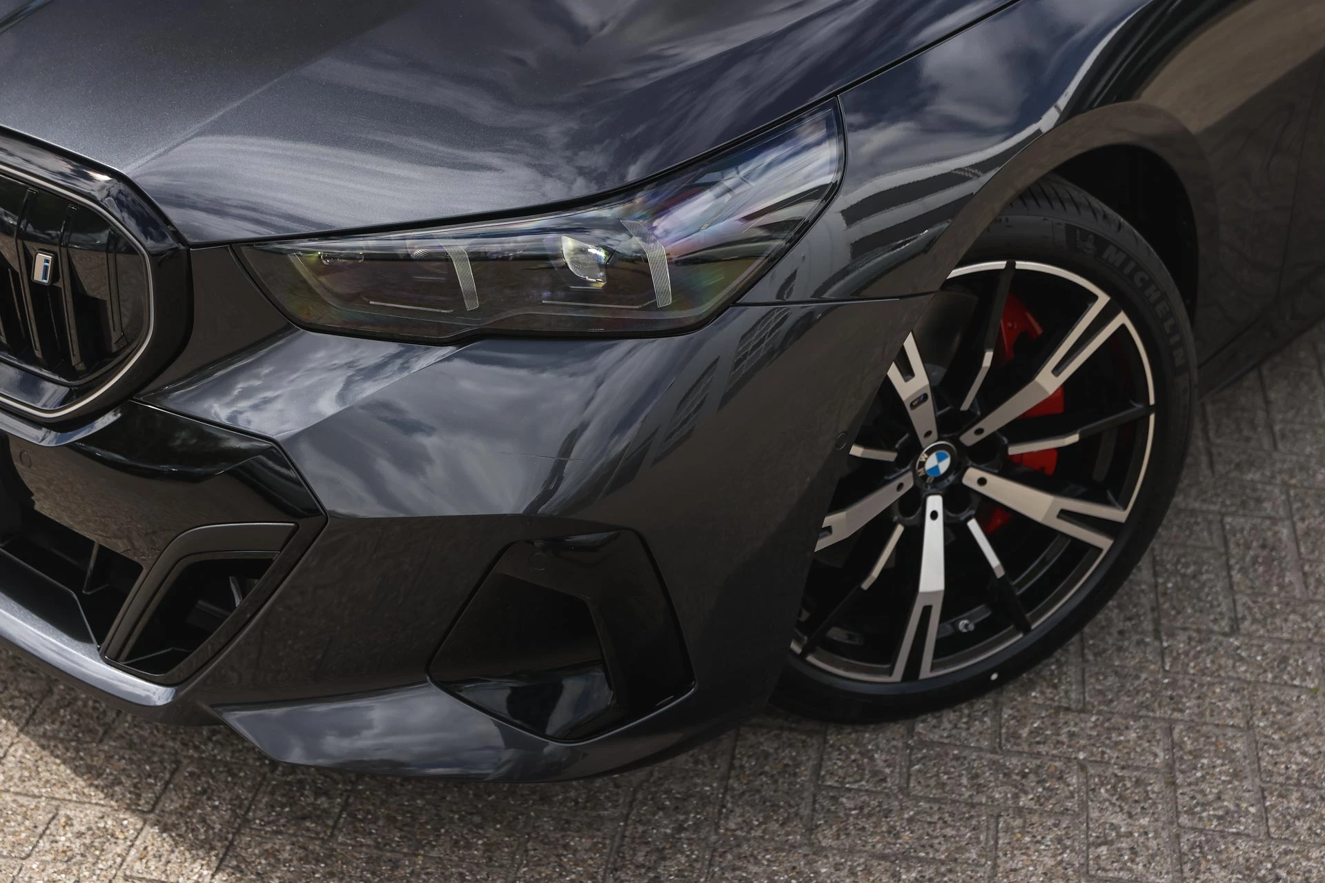 Hoofdafbeelding BMW i5