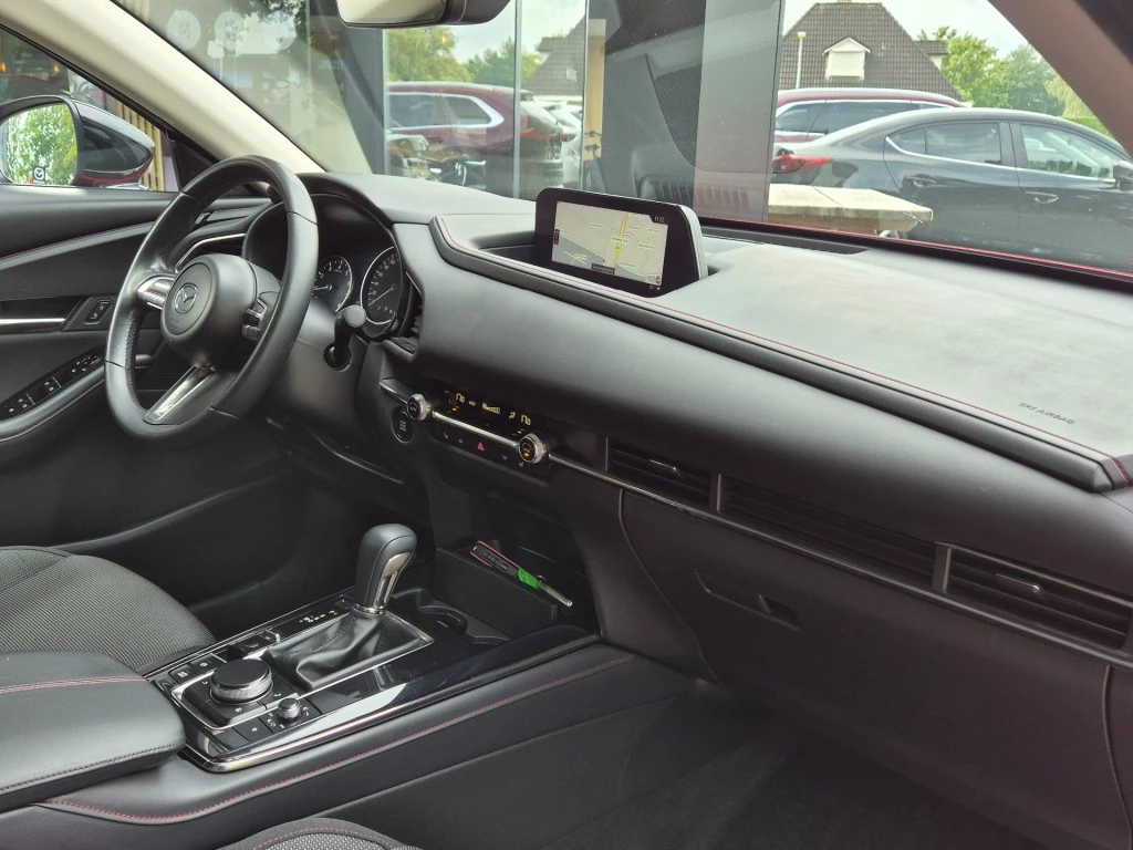 Hoofdafbeelding Mazda CX-30