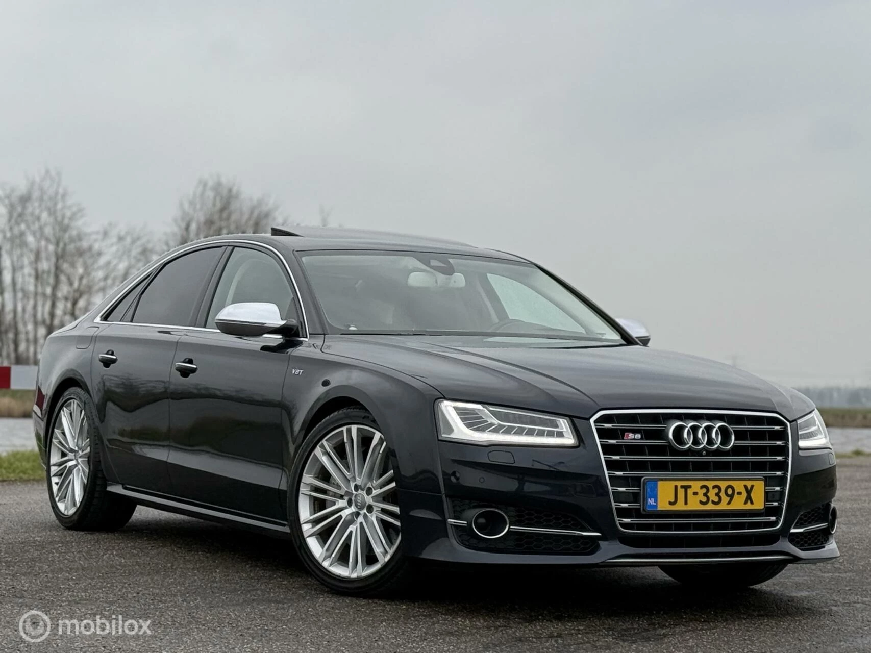 Hoofdafbeelding Audi S8