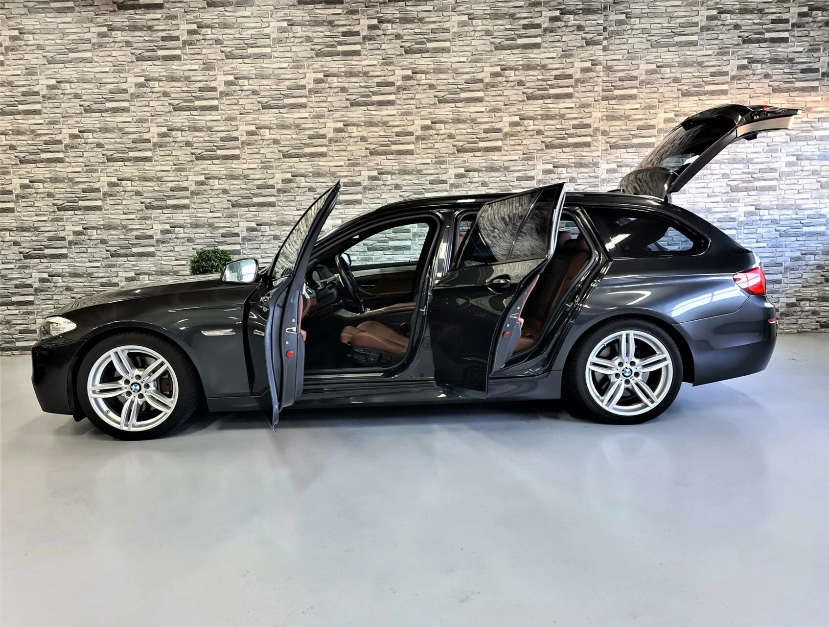 Hoofdafbeelding BMW 5 Serie