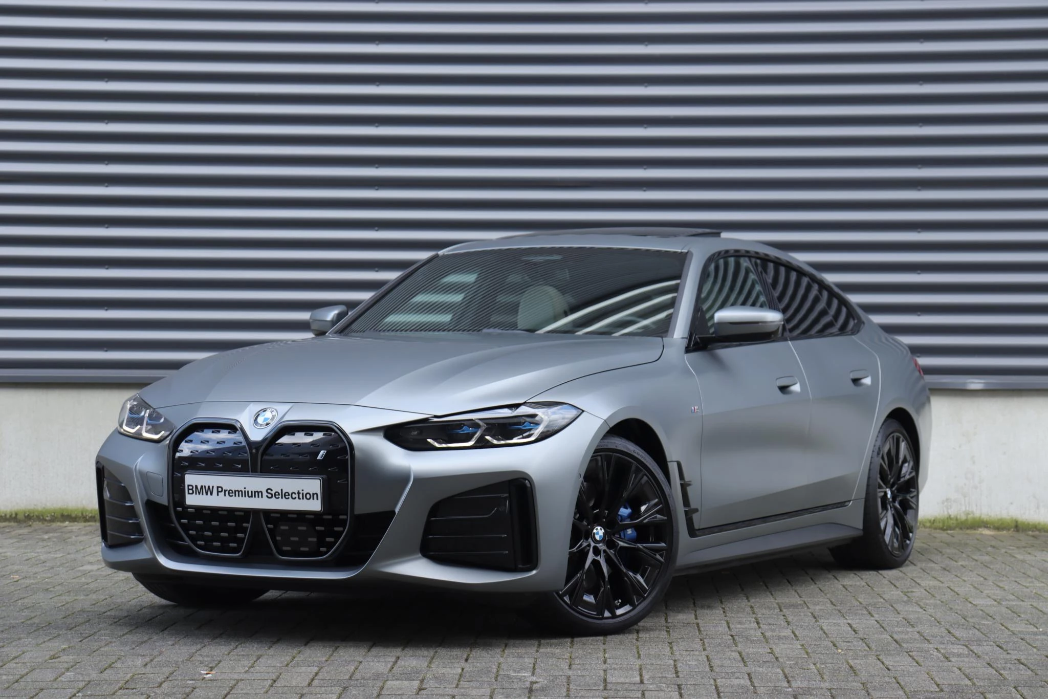 Hoofdafbeelding BMW i4