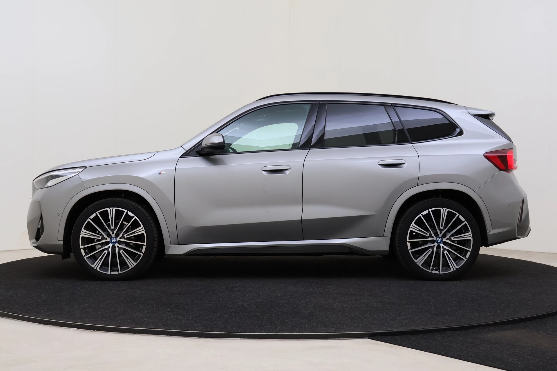 Hoofdafbeelding BMW iX1