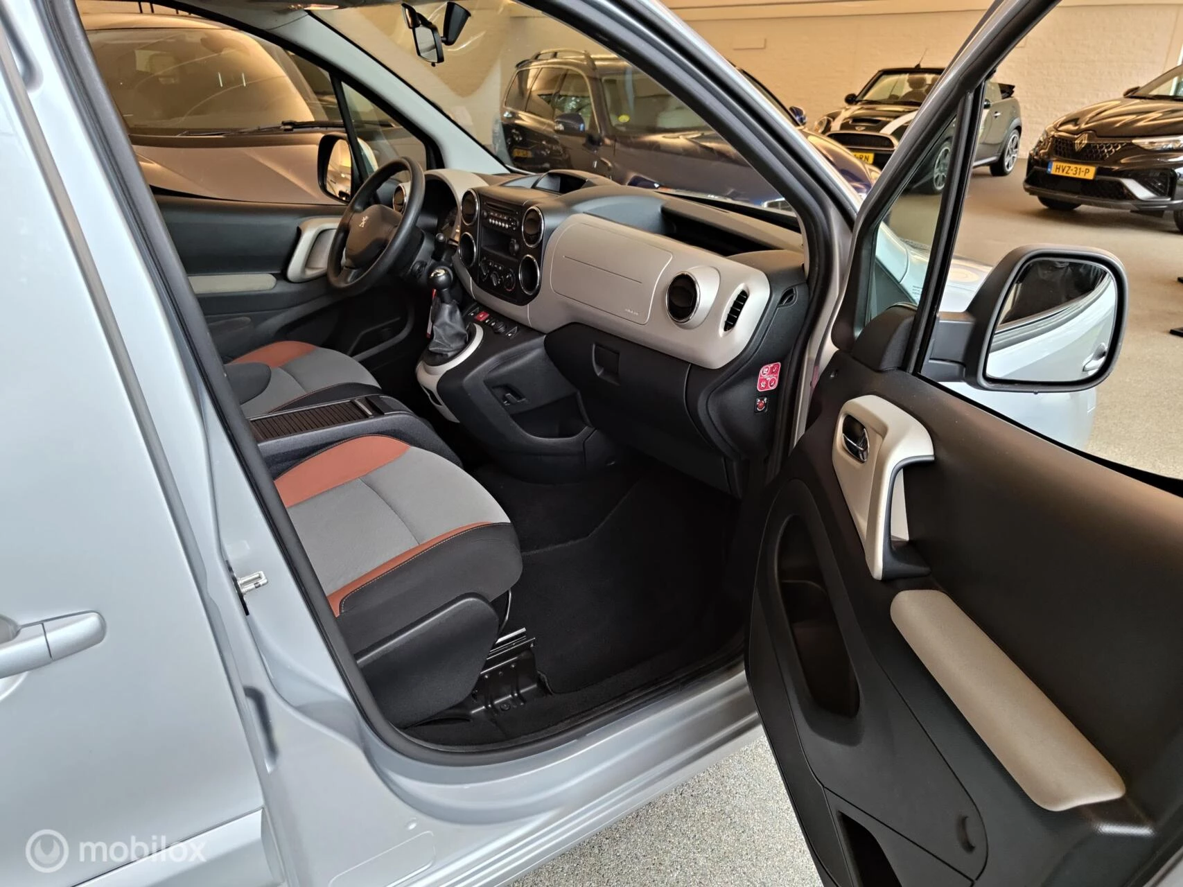 Hoofdafbeelding Peugeot Partner