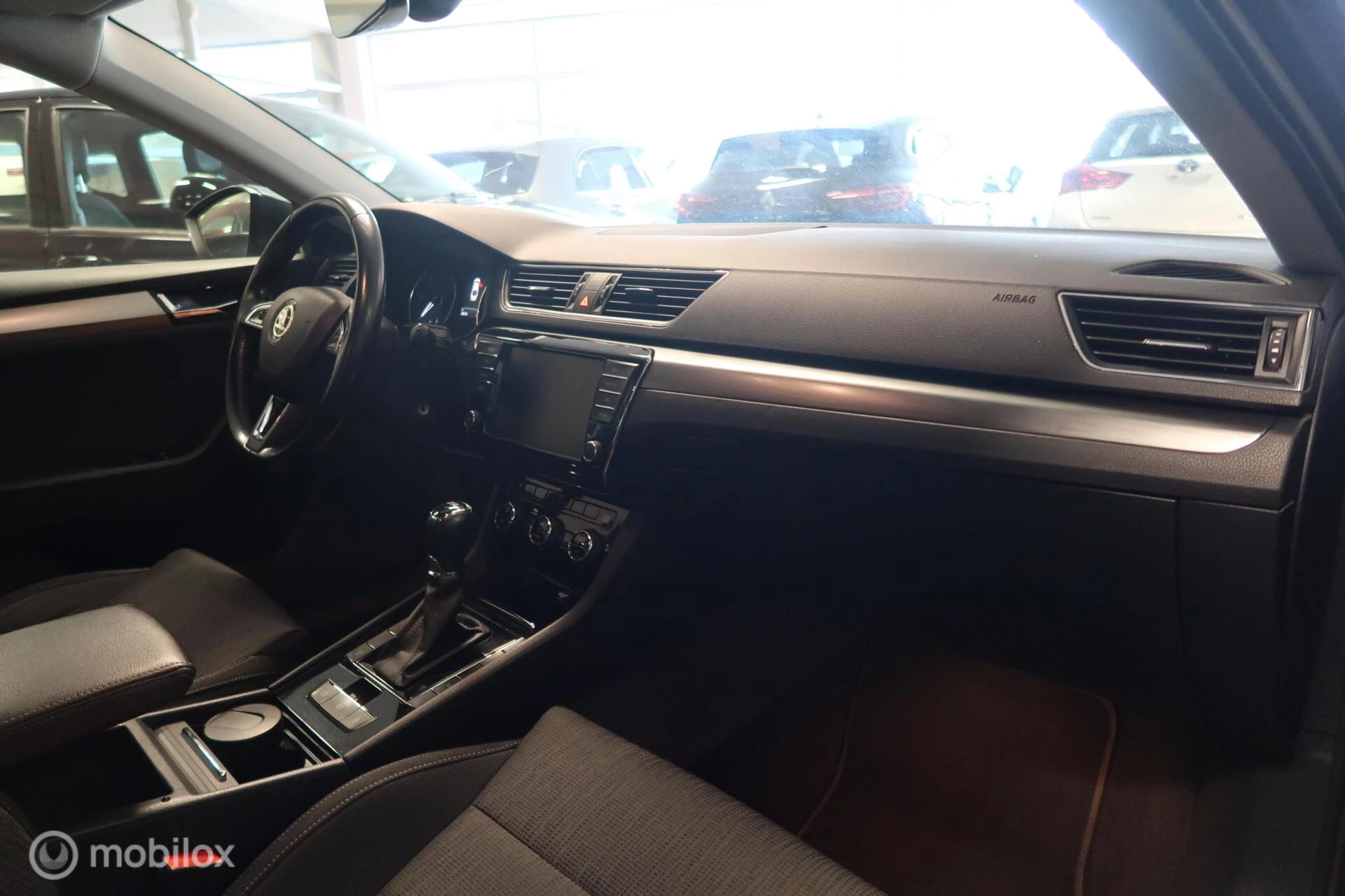 Hoofdafbeelding Škoda Superb