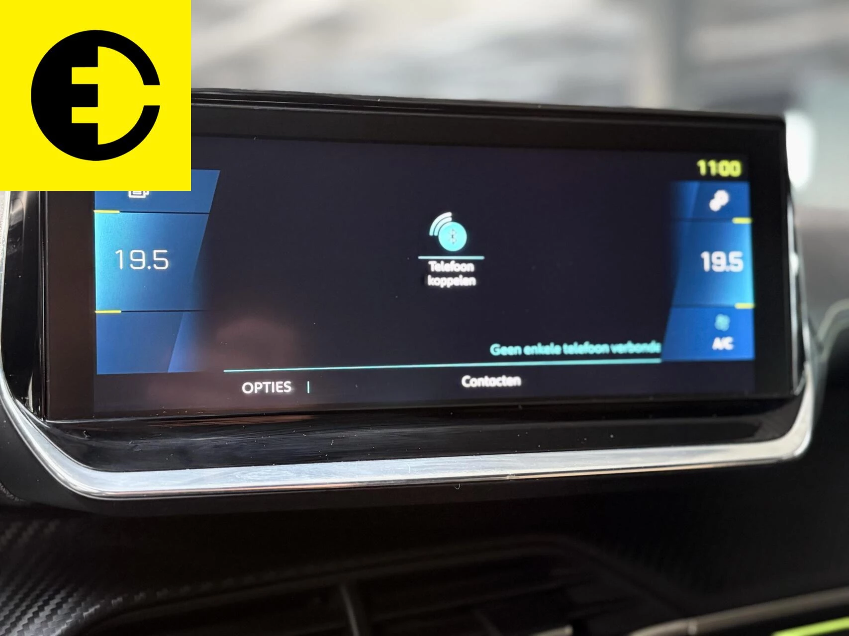 Hoofdafbeelding Peugeot e-208