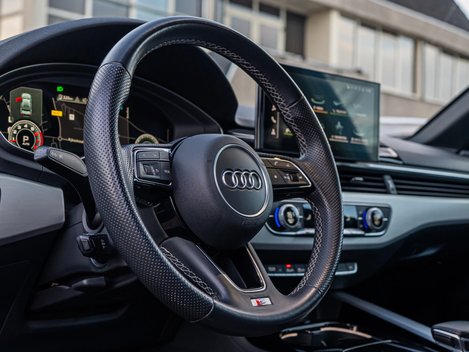 Hoofdafbeelding Audi A4