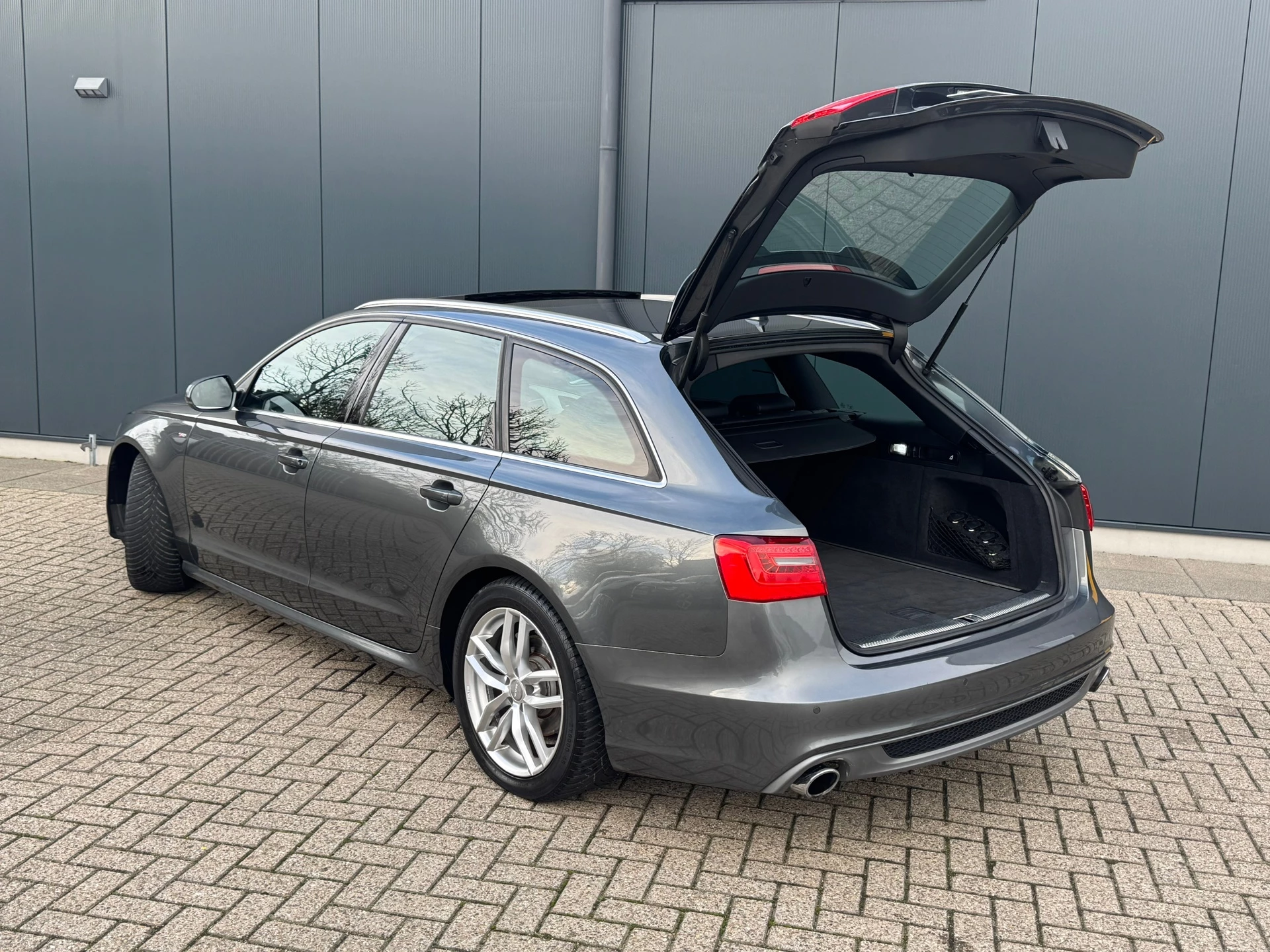 Hoofdafbeelding Audi A6
