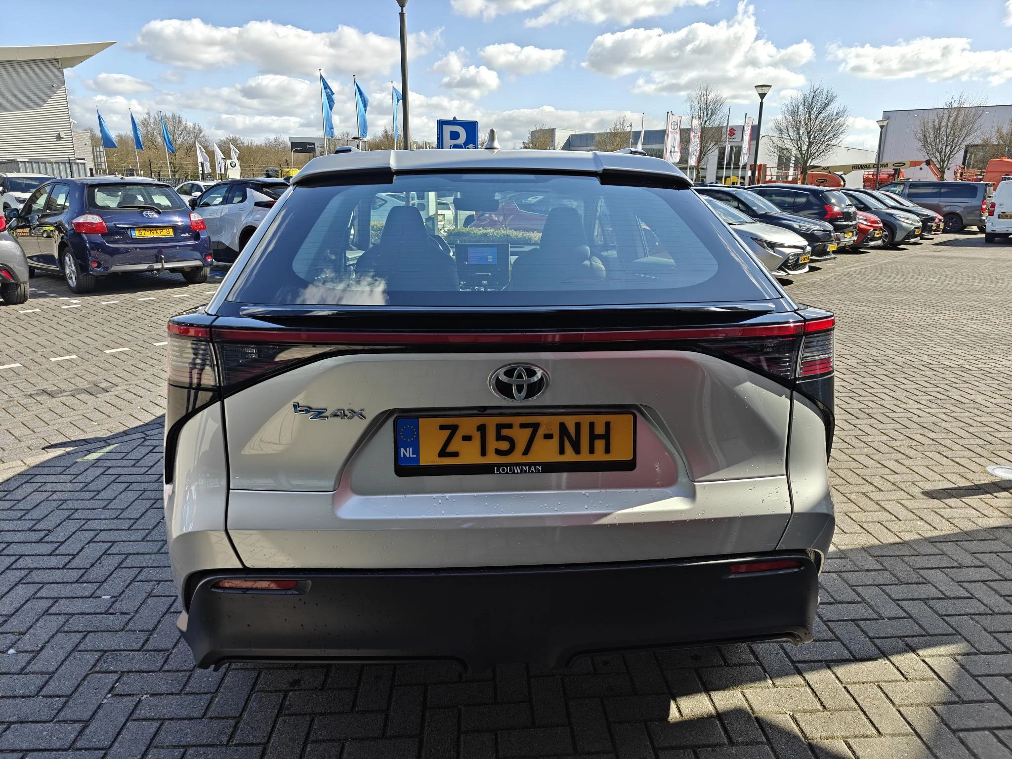 Hoofdafbeelding Toyota bZ4X
