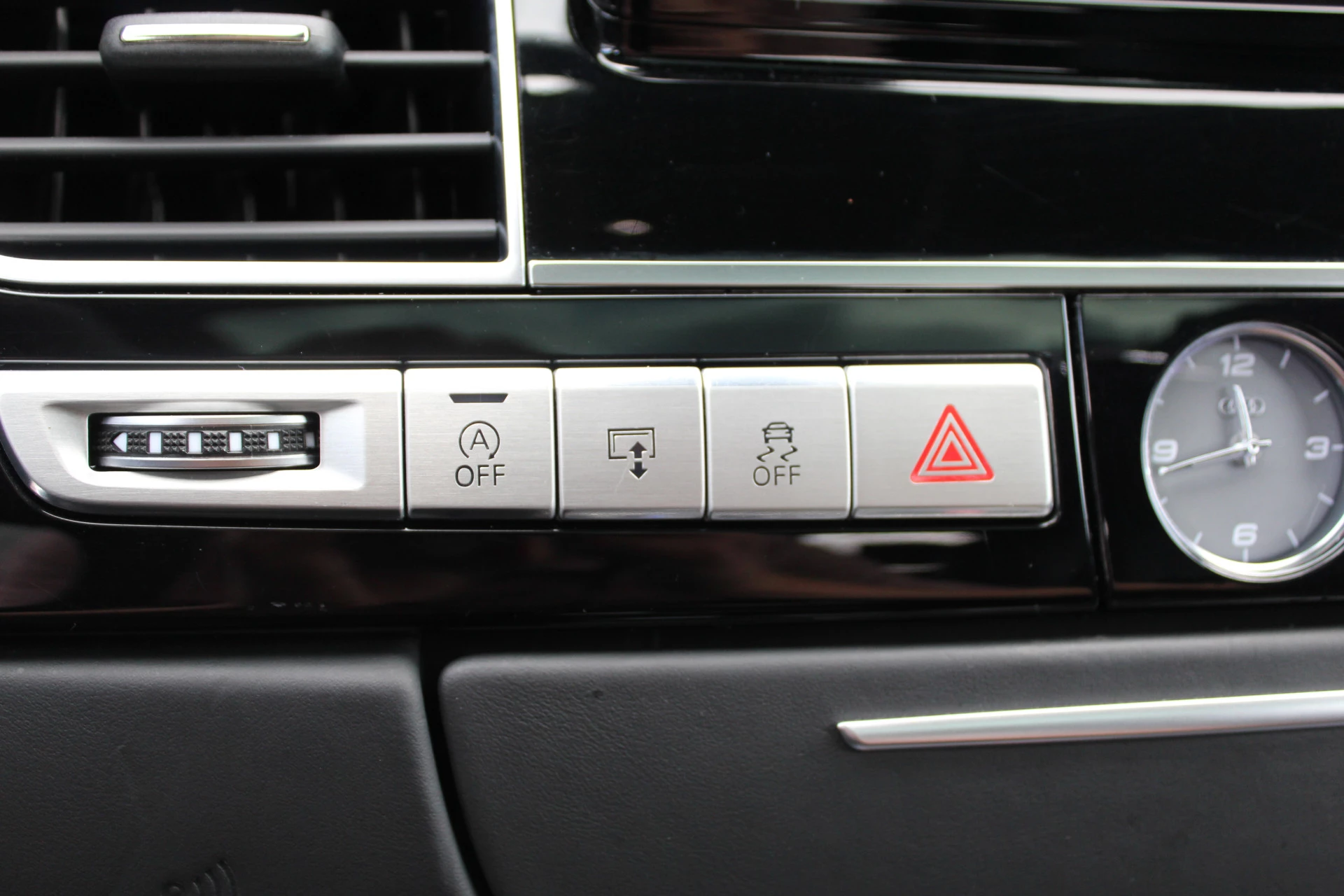 Hoofdafbeelding Audi A8