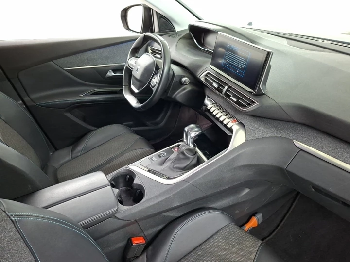 Hoofdafbeelding Peugeot 5008