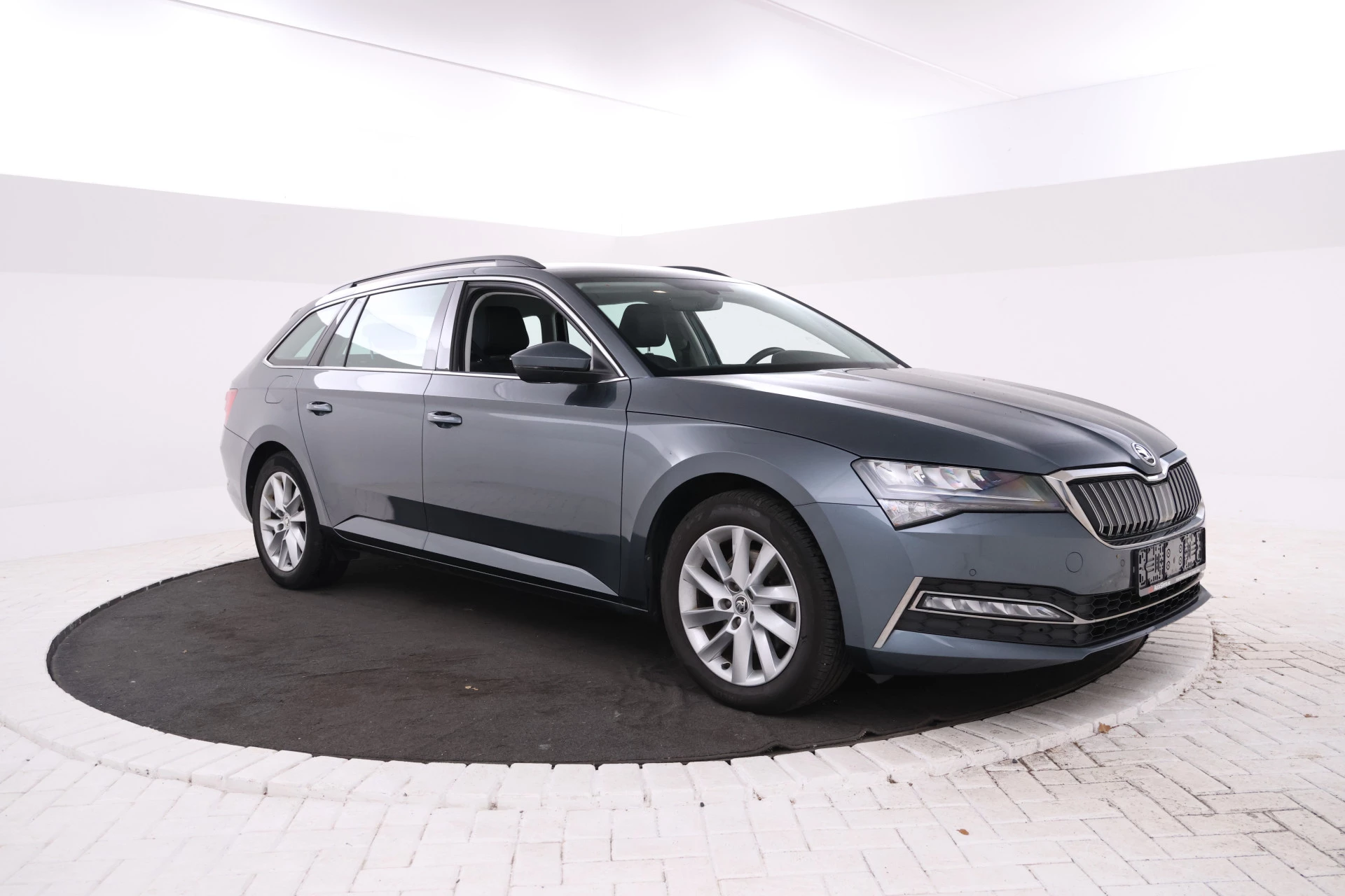 Hoofdafbeelding Škoda Superb