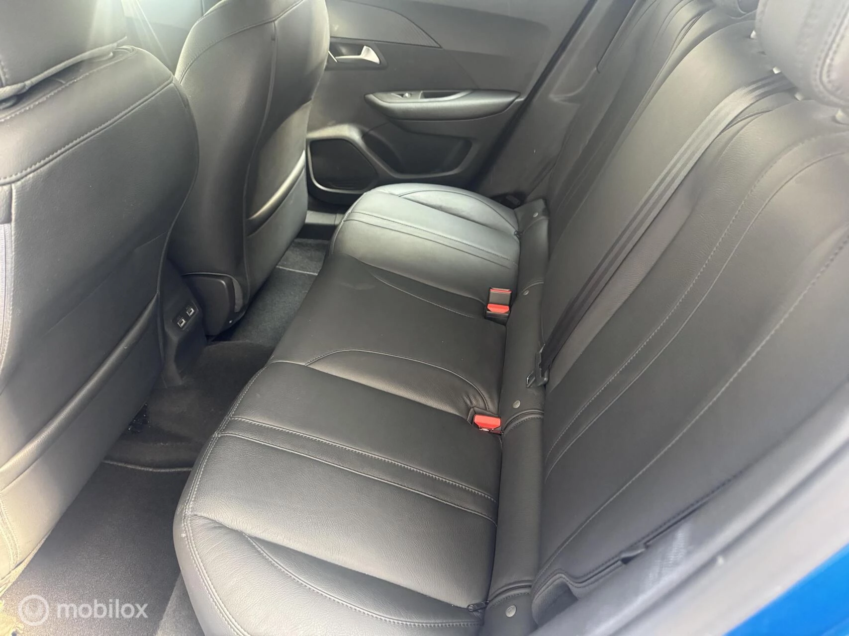 Hoofdafbeelding Peugeot e-2008
