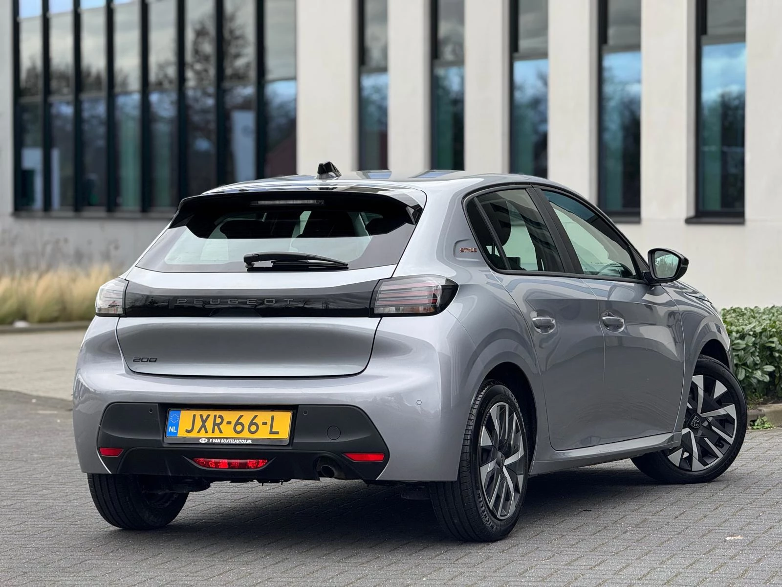 Hoofdafbeelding Peugeot 208