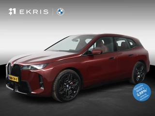 BMW iX xDrive45 101 kWh | M Sportpakket Pro | Comfort Access | Trekhaak | Driving Assistant Prof. | Harman Kardon | Lentevoordeel