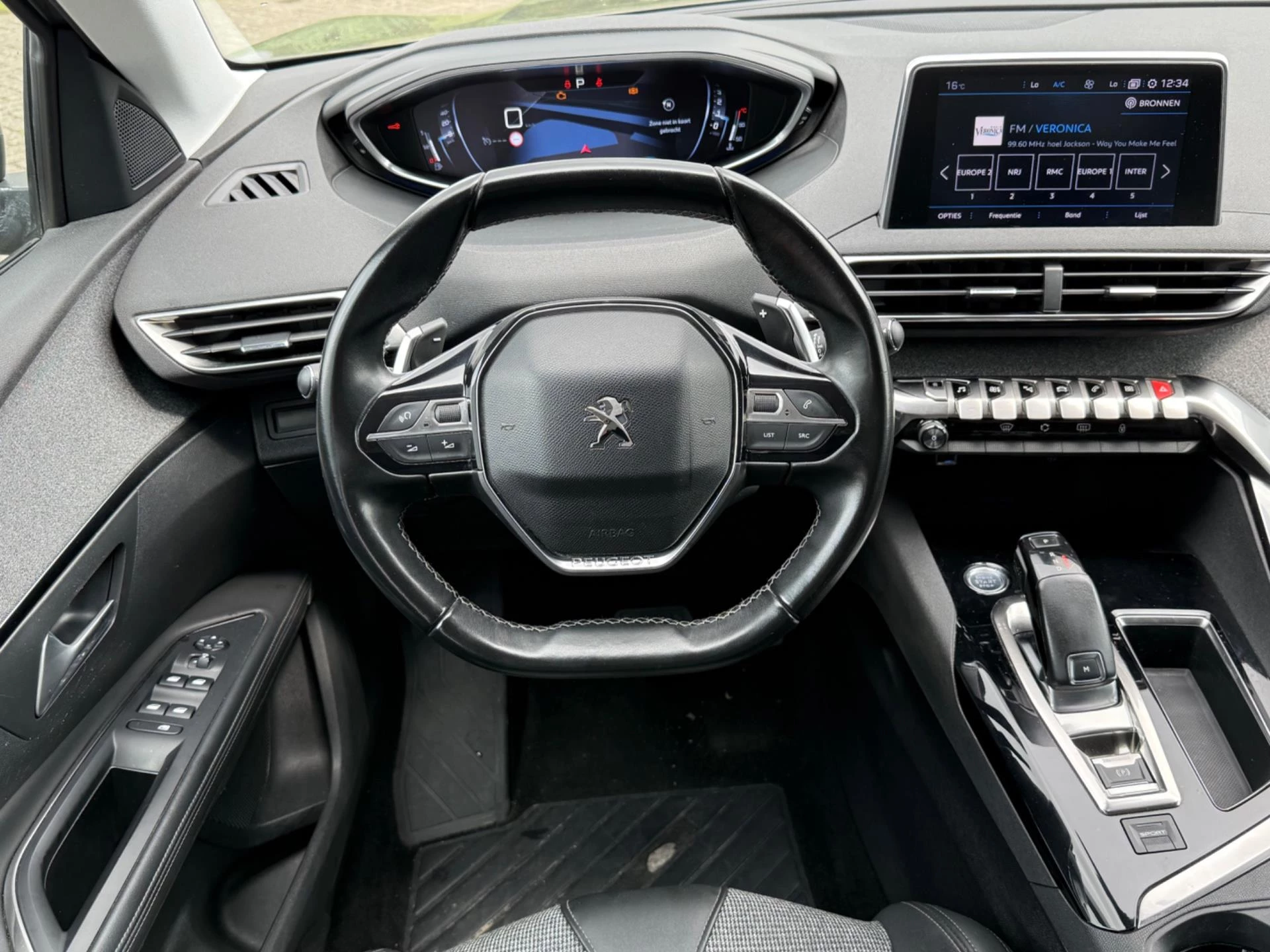 Hoofdafbeelding Peugeot 5008