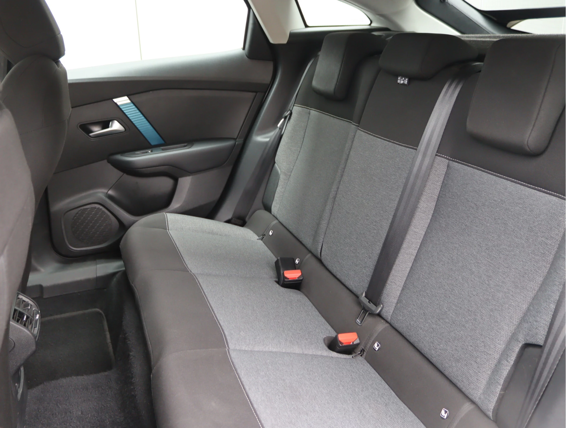 Hoofdafbeelding Citroën ë-C4