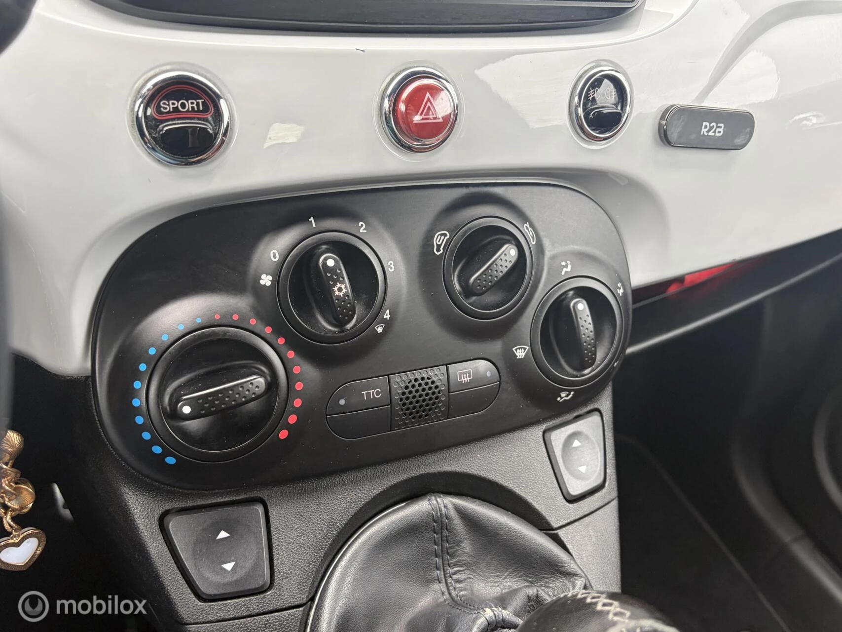 Hoofdafbeelding Fiat 500C