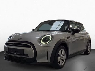 Hoofdafbeelding MINI Cooper MINI Cooper 1.5 Aut. ** LED, NAVI, PANORAMA, H&K Sound, HuD, CRUISE, KEYLESS ** 1e EIG - UNFALLFREI ** ** INFORMEER OOK NAAR ONZE AANTREKKELIJKE FINANCIAL-LEASE TARIEVEN **
