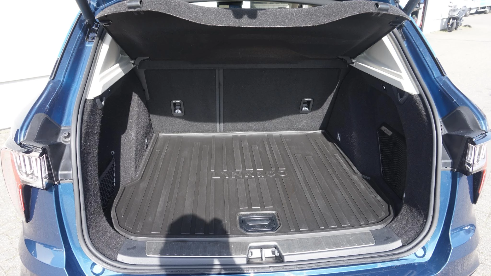 Hoofdafbeelding Lynk & Co 01