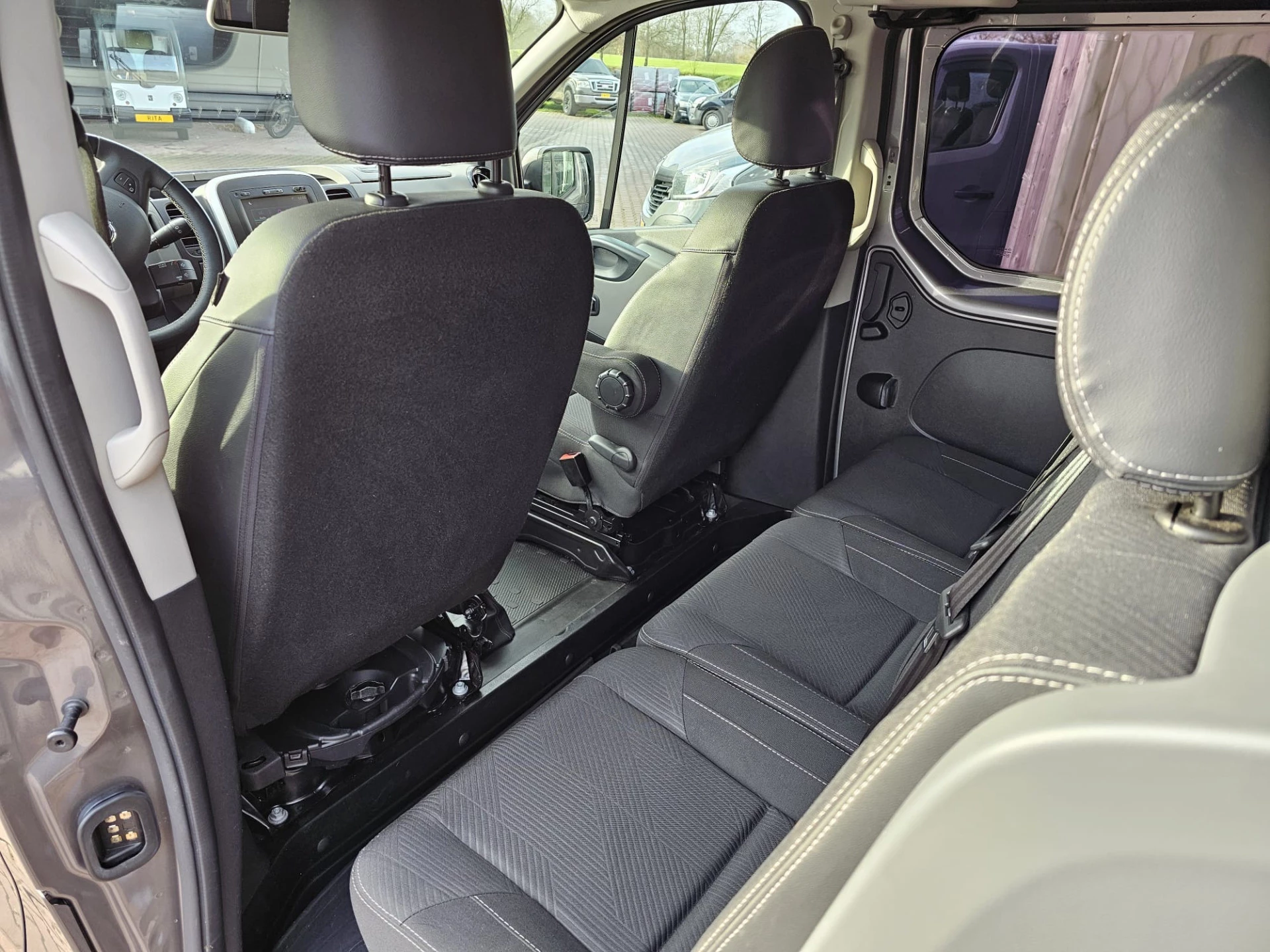 Hoofdafbeelding Nissan NV300