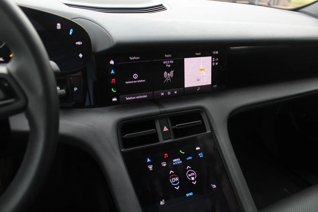 Hoofdafbeelding Porsche Taycan