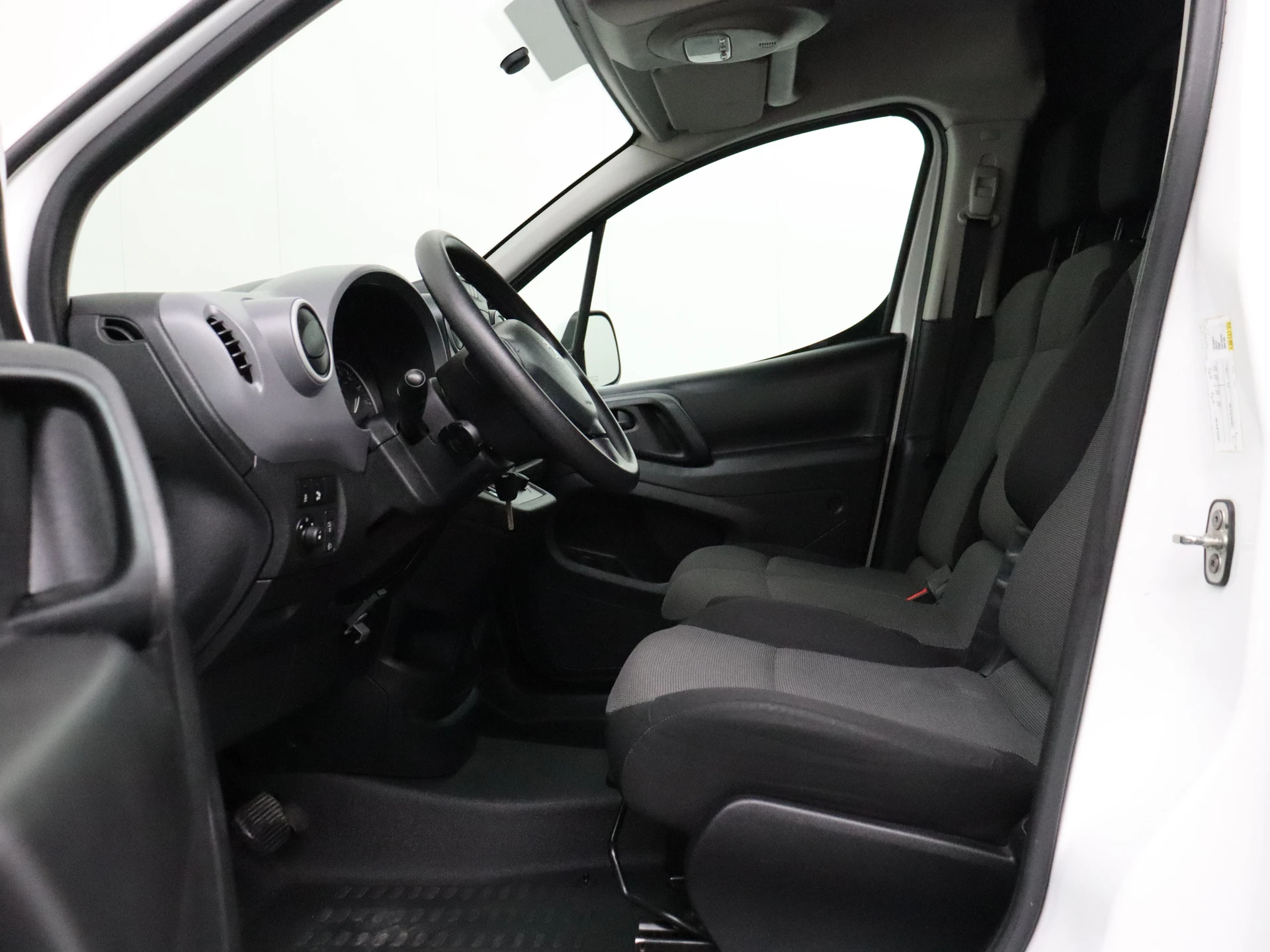 Hoofdafbeelding Peugeot Partner