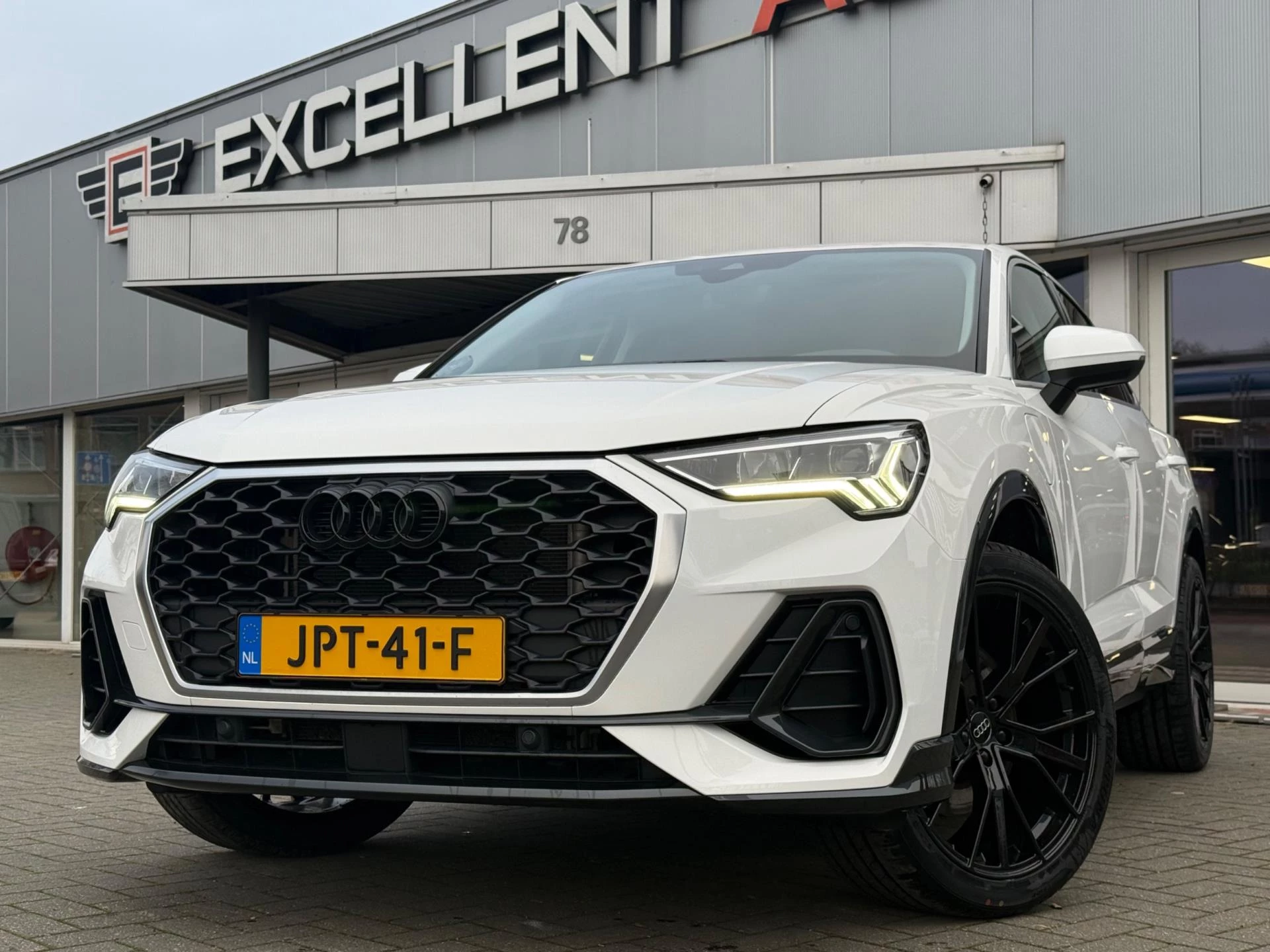 Hoofdafbeelding Audi Q3