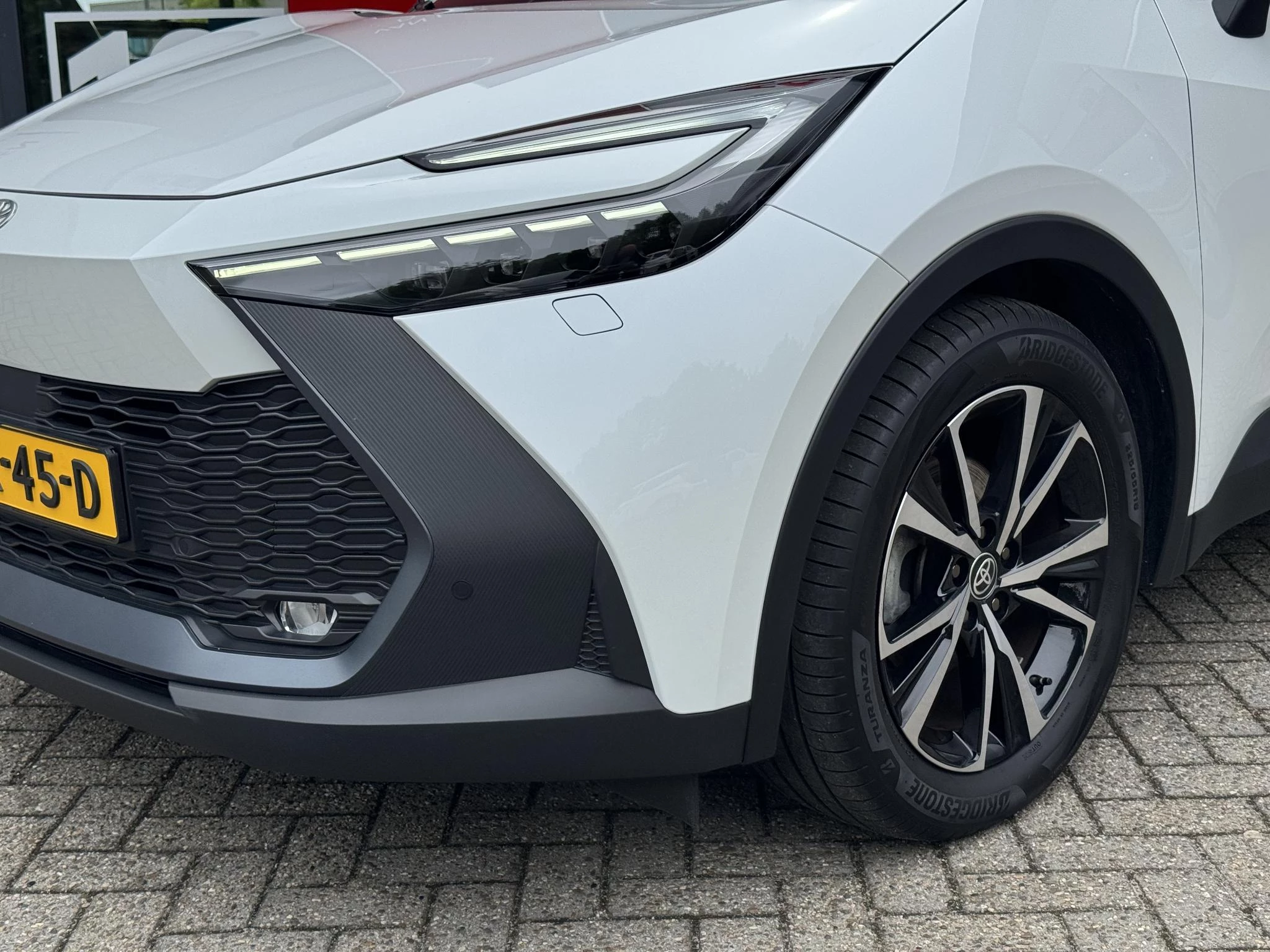 Hoofdafbeelding Toyota C-HR
