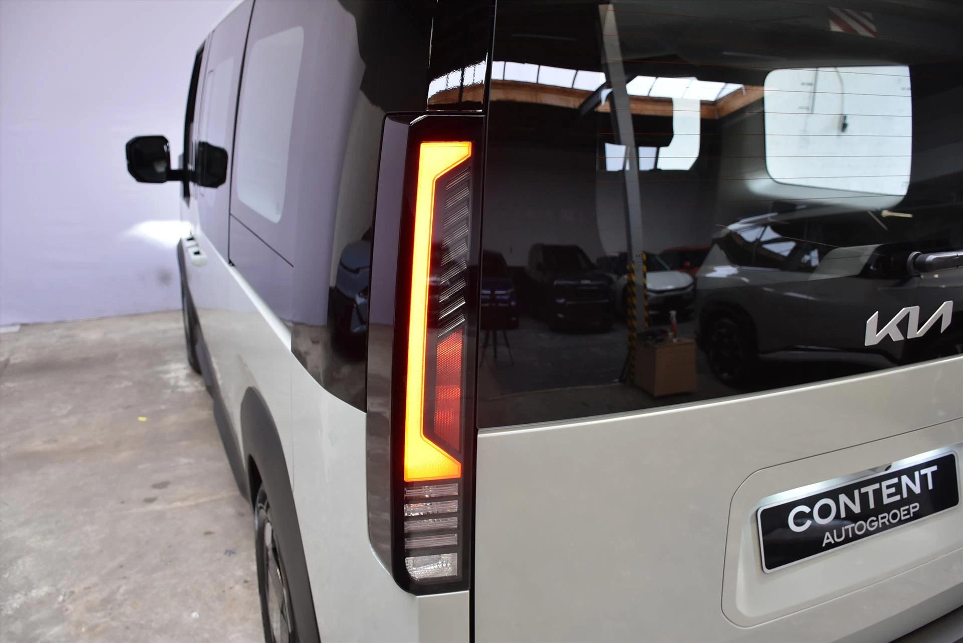 Hoofdafbeelding Kia PV5