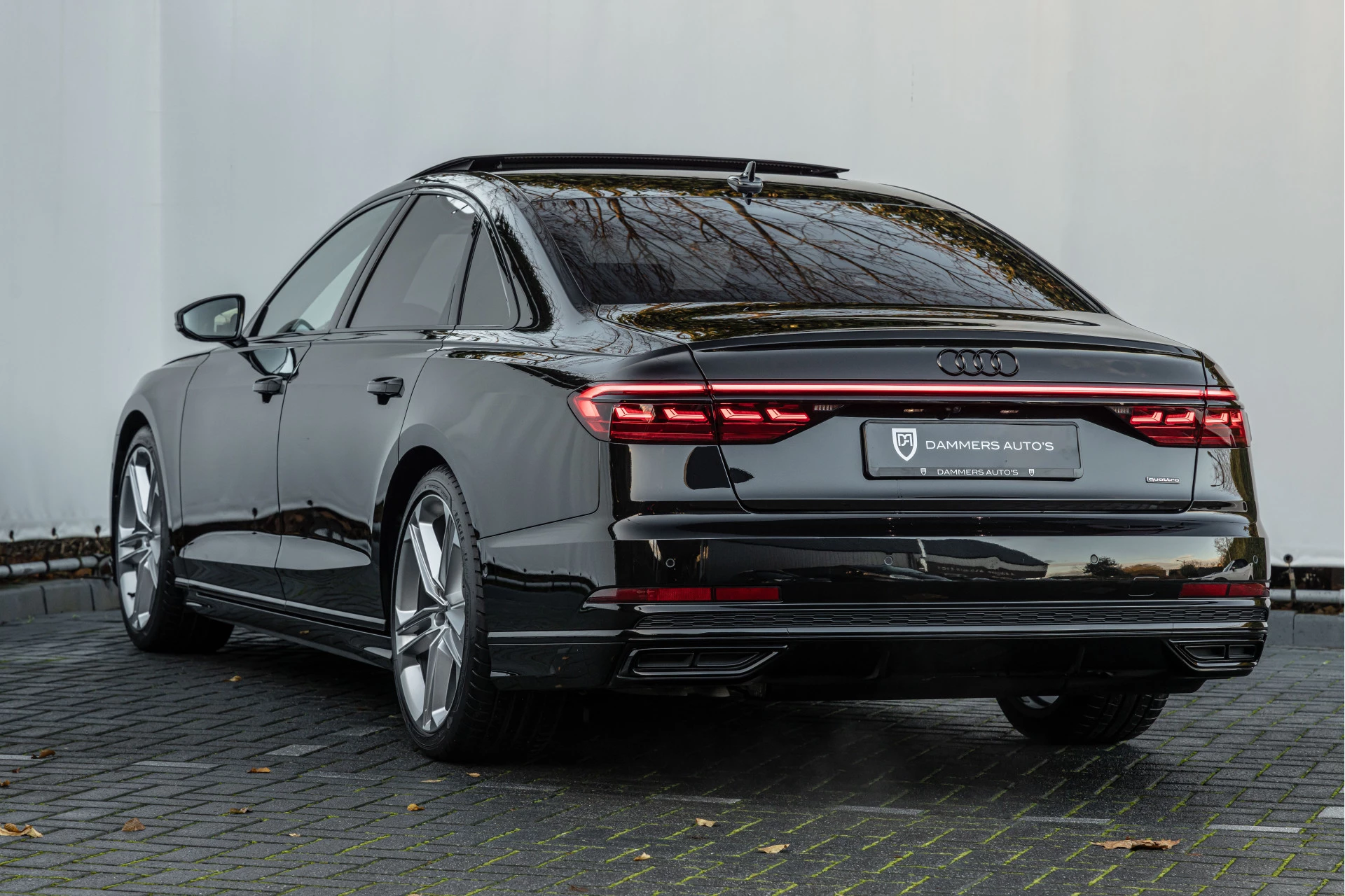 Hoofdafbeelding Audi A8