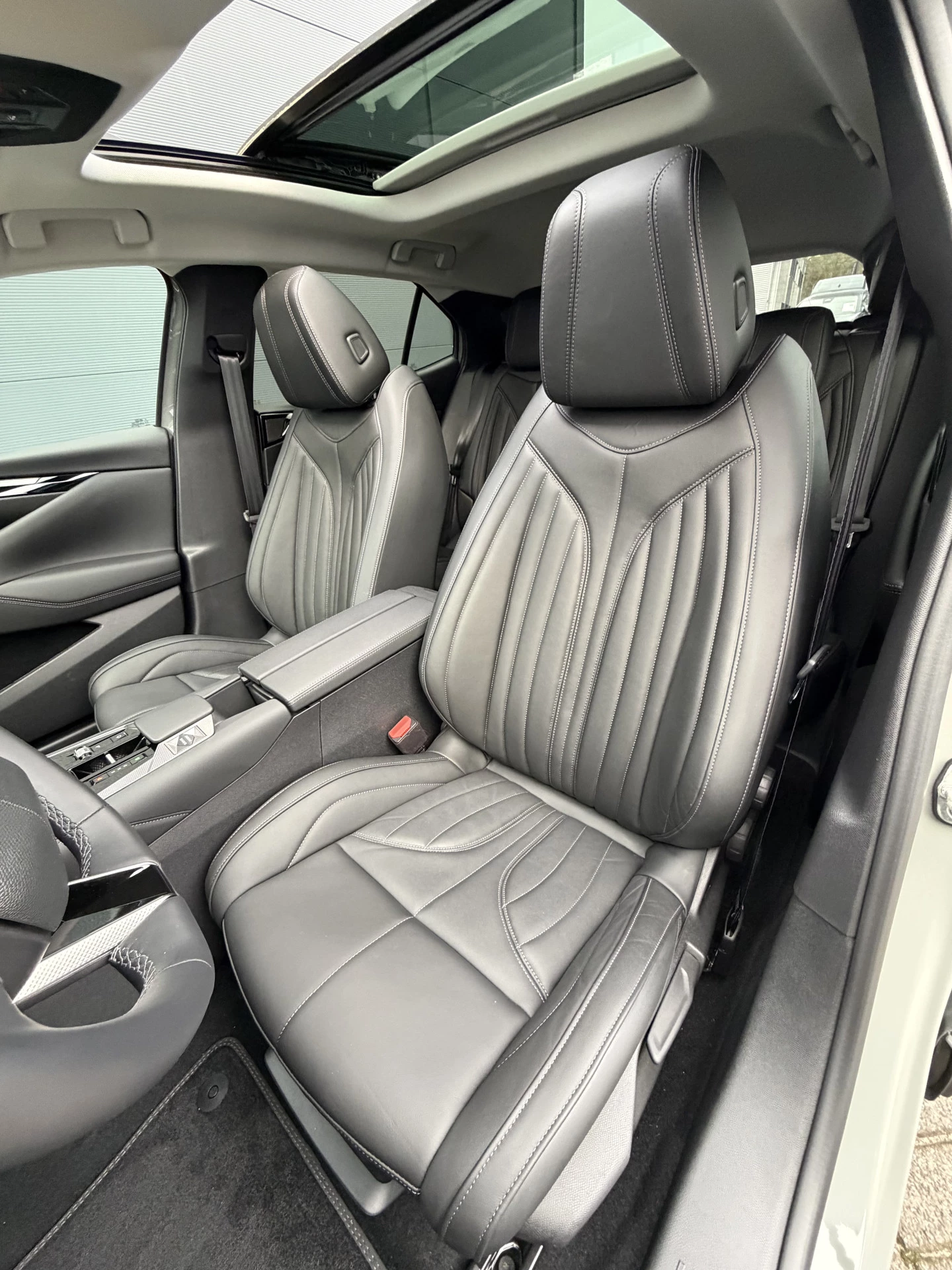 Hoofdafbeelding DS DS 4