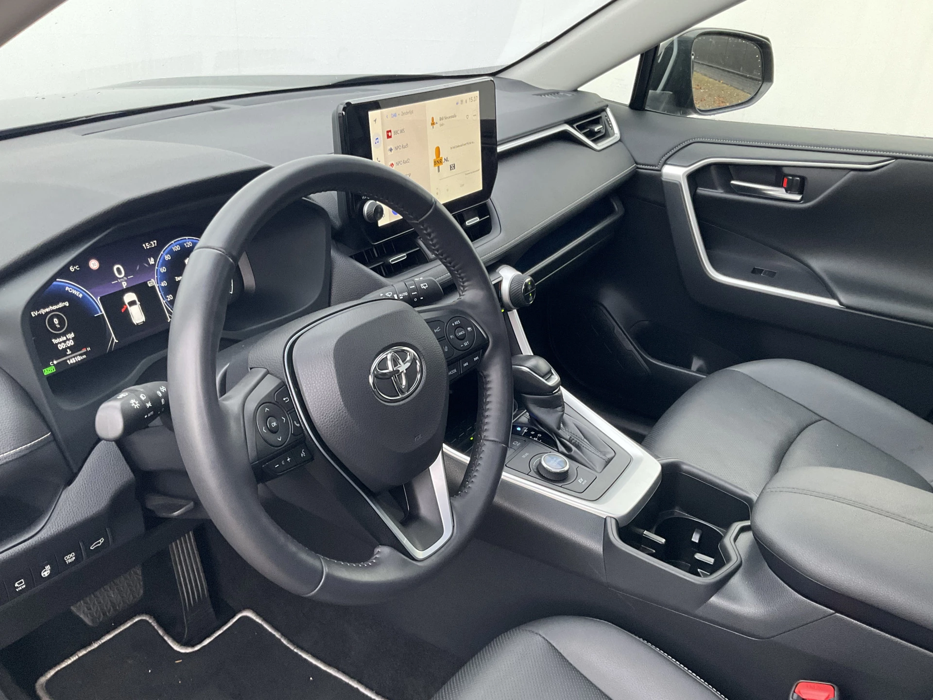 Hoofdafbeelding Toyota RAV4