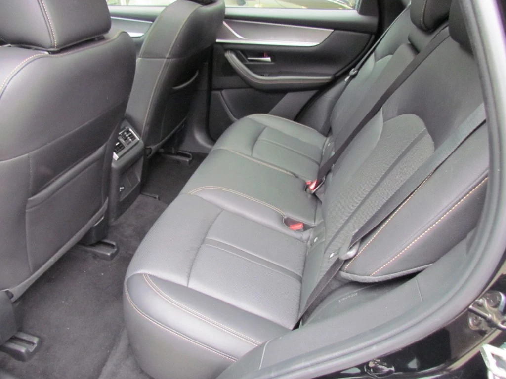 Hoofdafbeelding Mazda CX-60