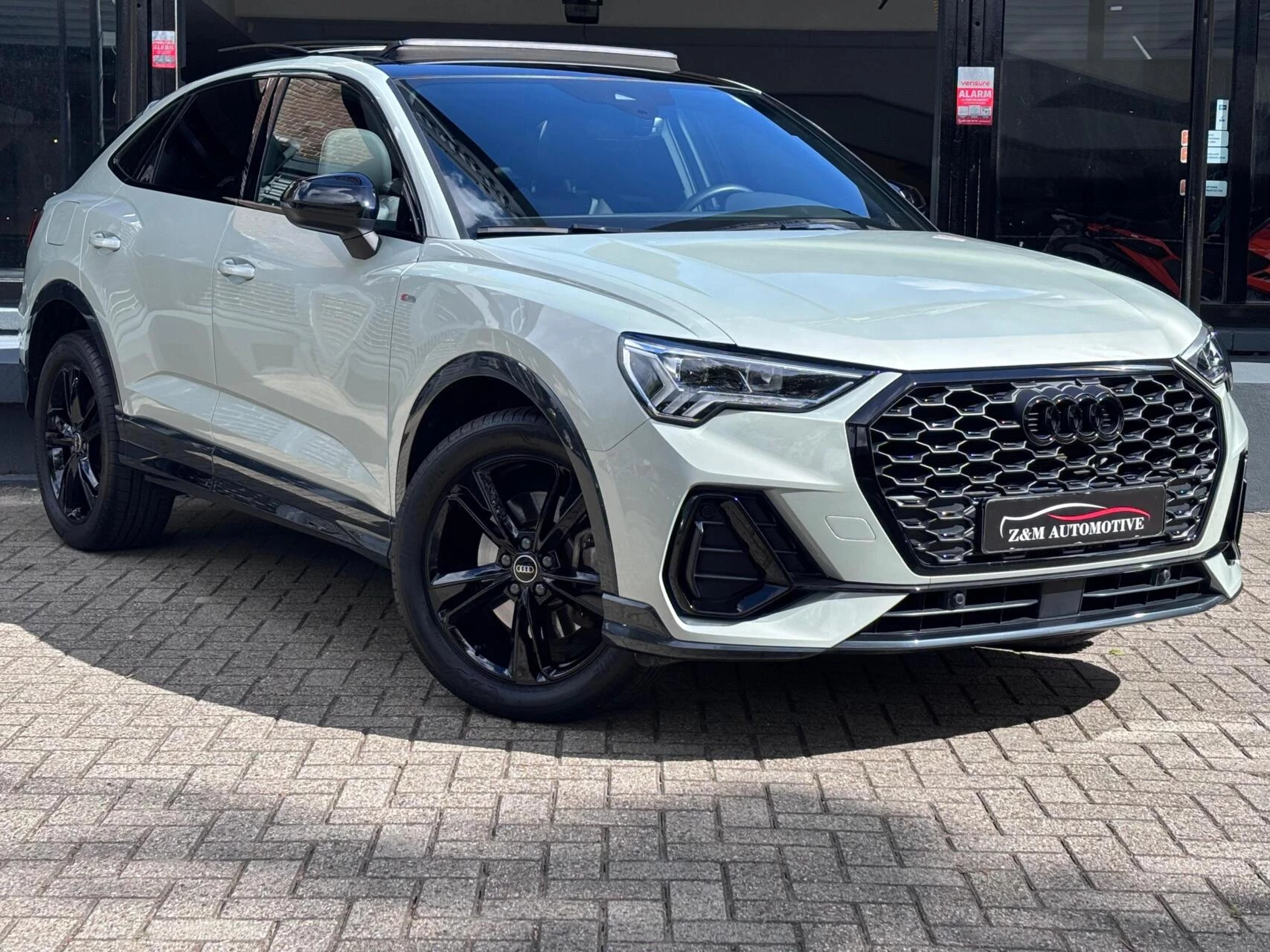 Hoofdafbeelding Audi Q3