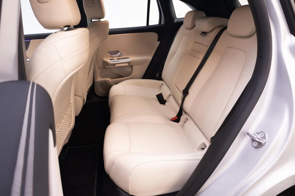 Hoofdafbeelding Mercedes-Benz EQA