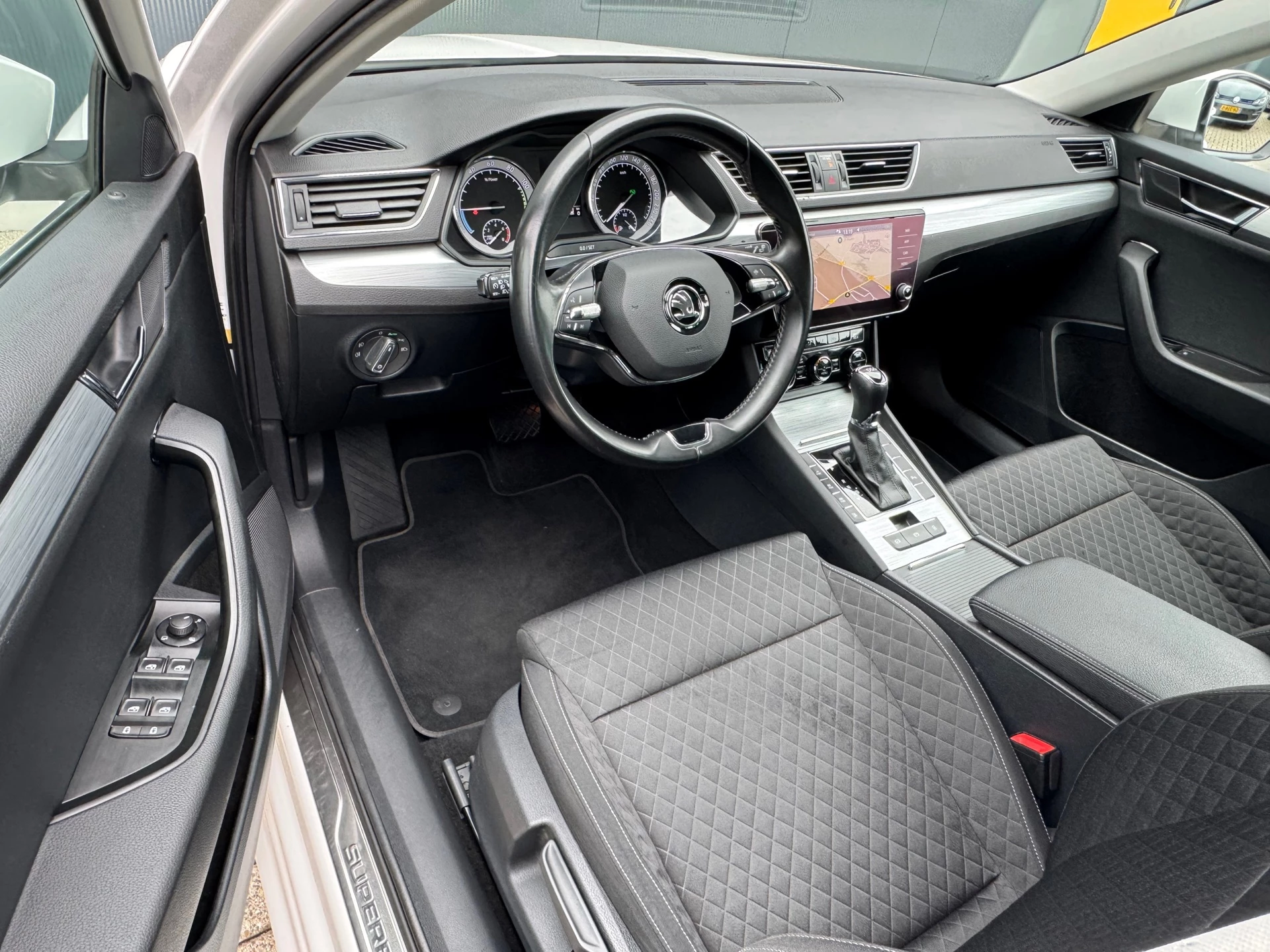 Hoofdafbeelding Škoda Superb