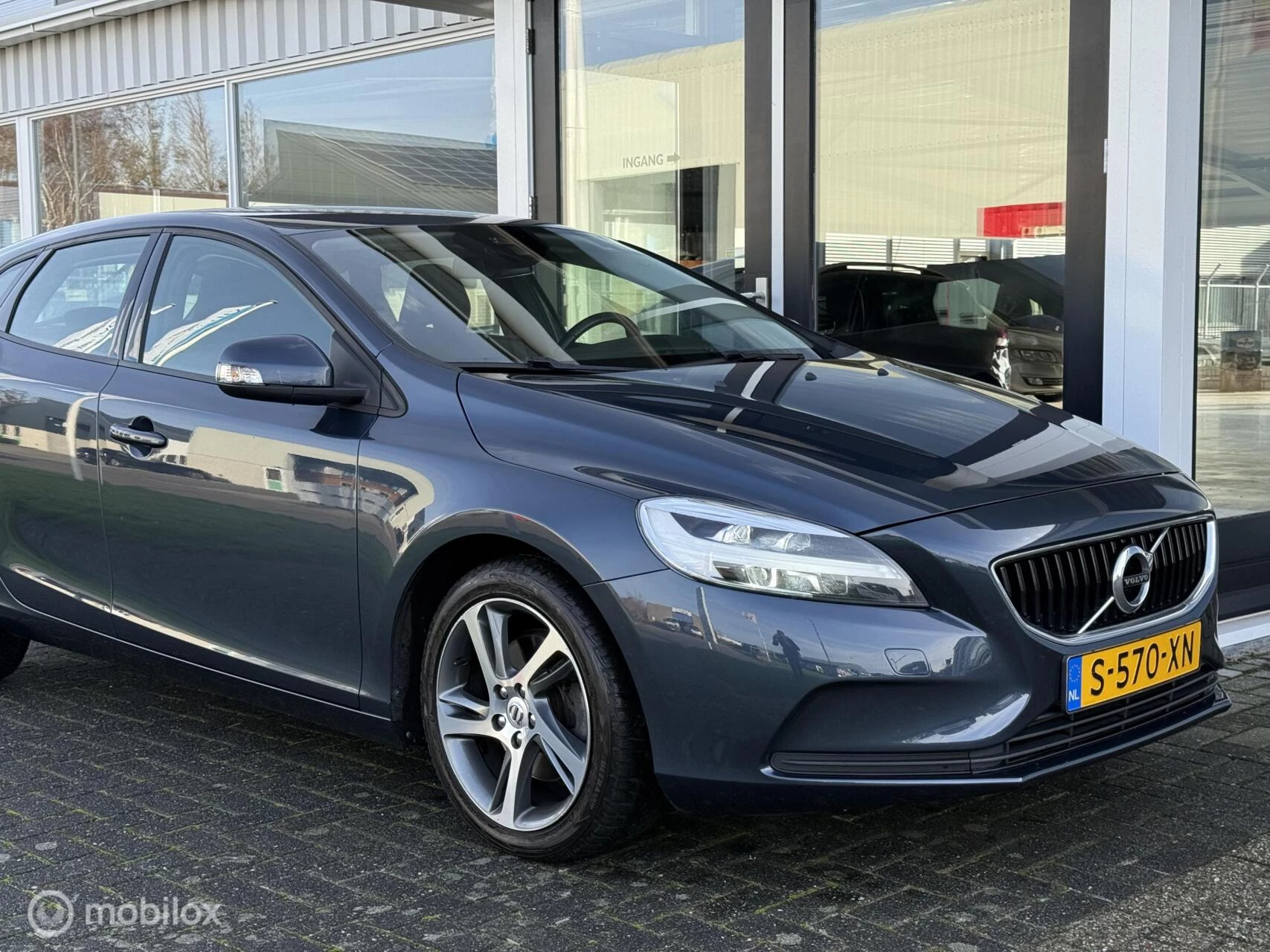 Hoofdafbeelding Volvo V40