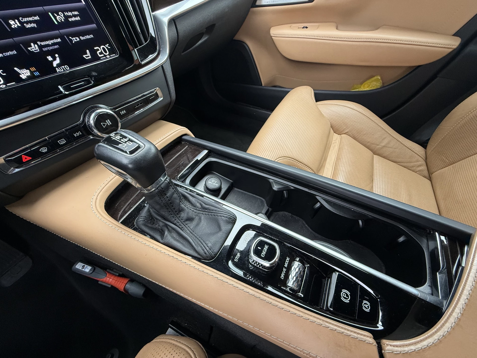 Hoofdafbeelding Volvo S90